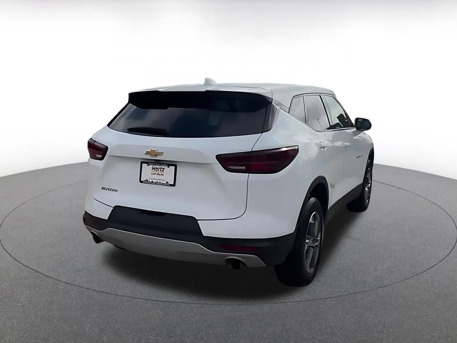 Thumbnail: 2025 Chevrolet Blazer - 14