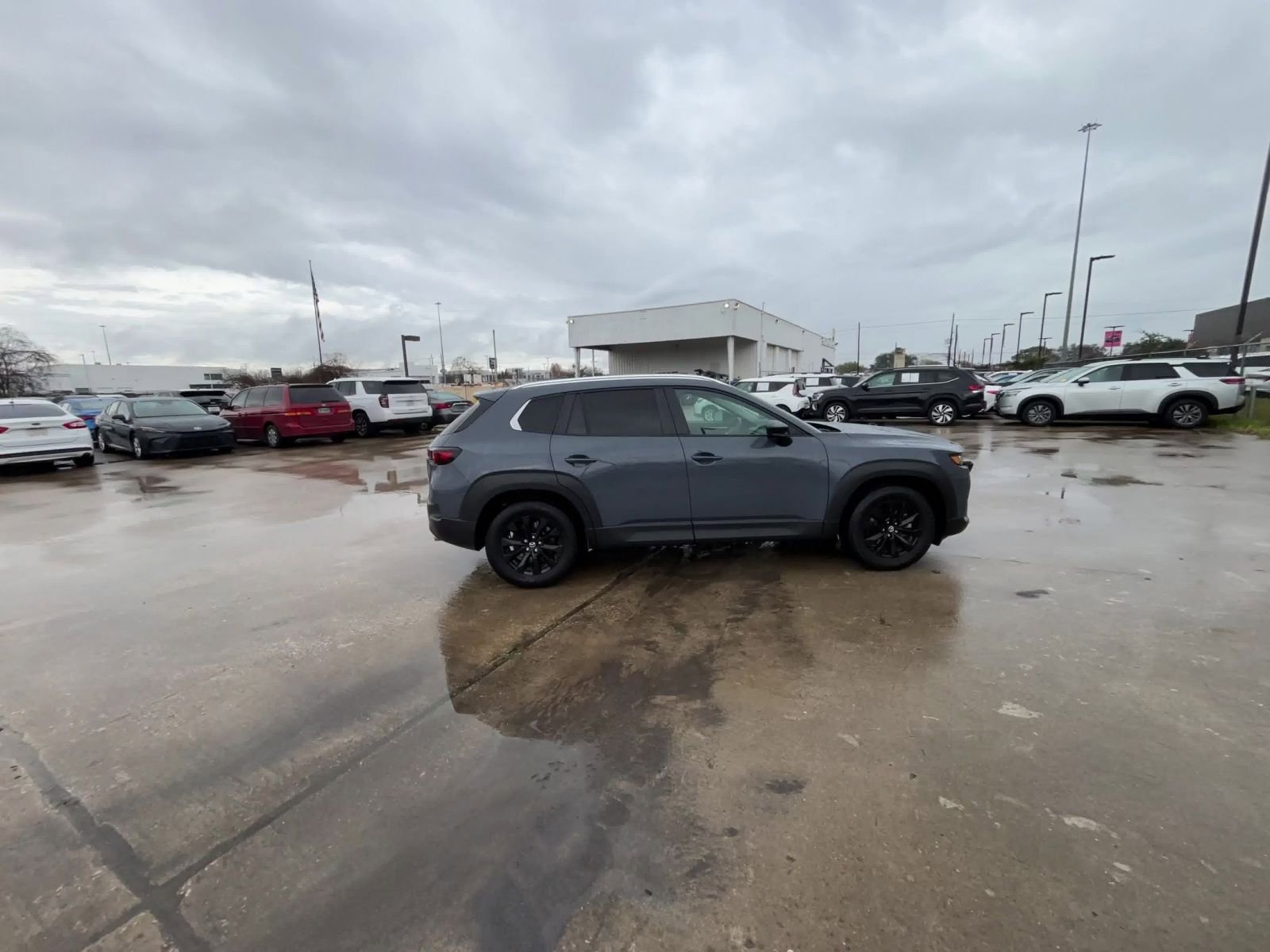 Thumbnail: 2025 Mazda CX-50 - 16