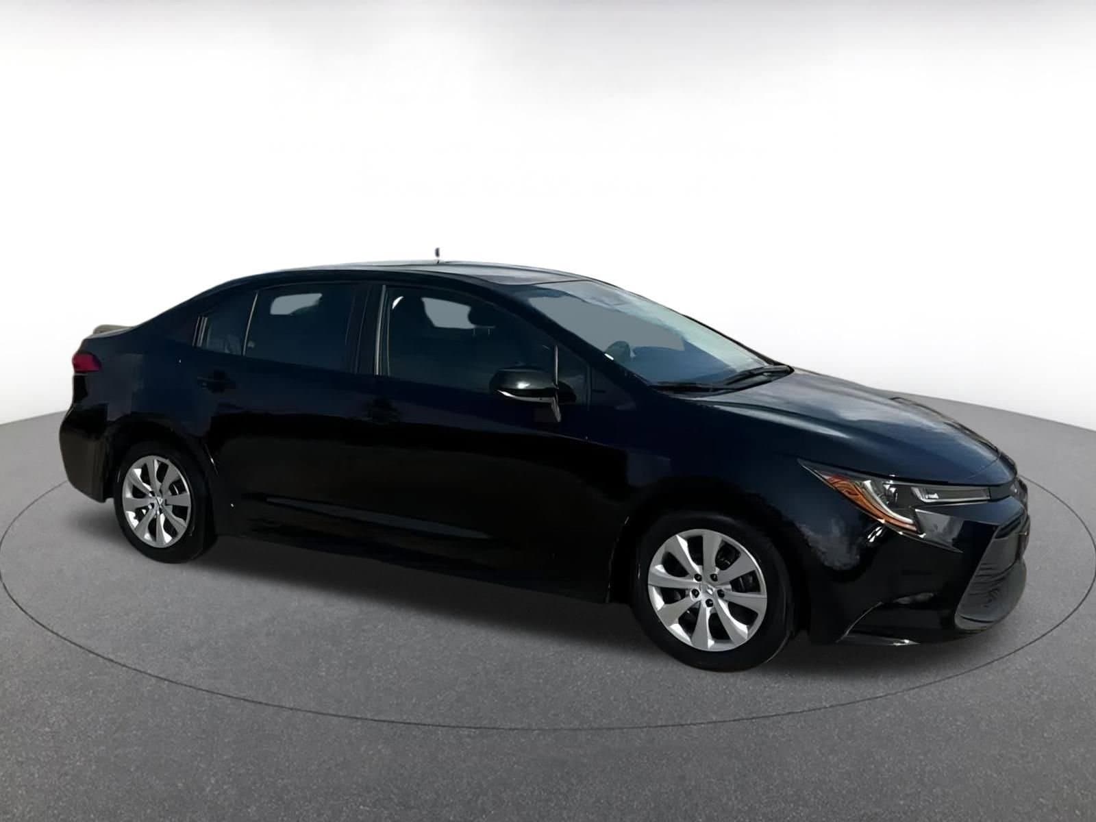 2024 Toyota Corolla LE 12
