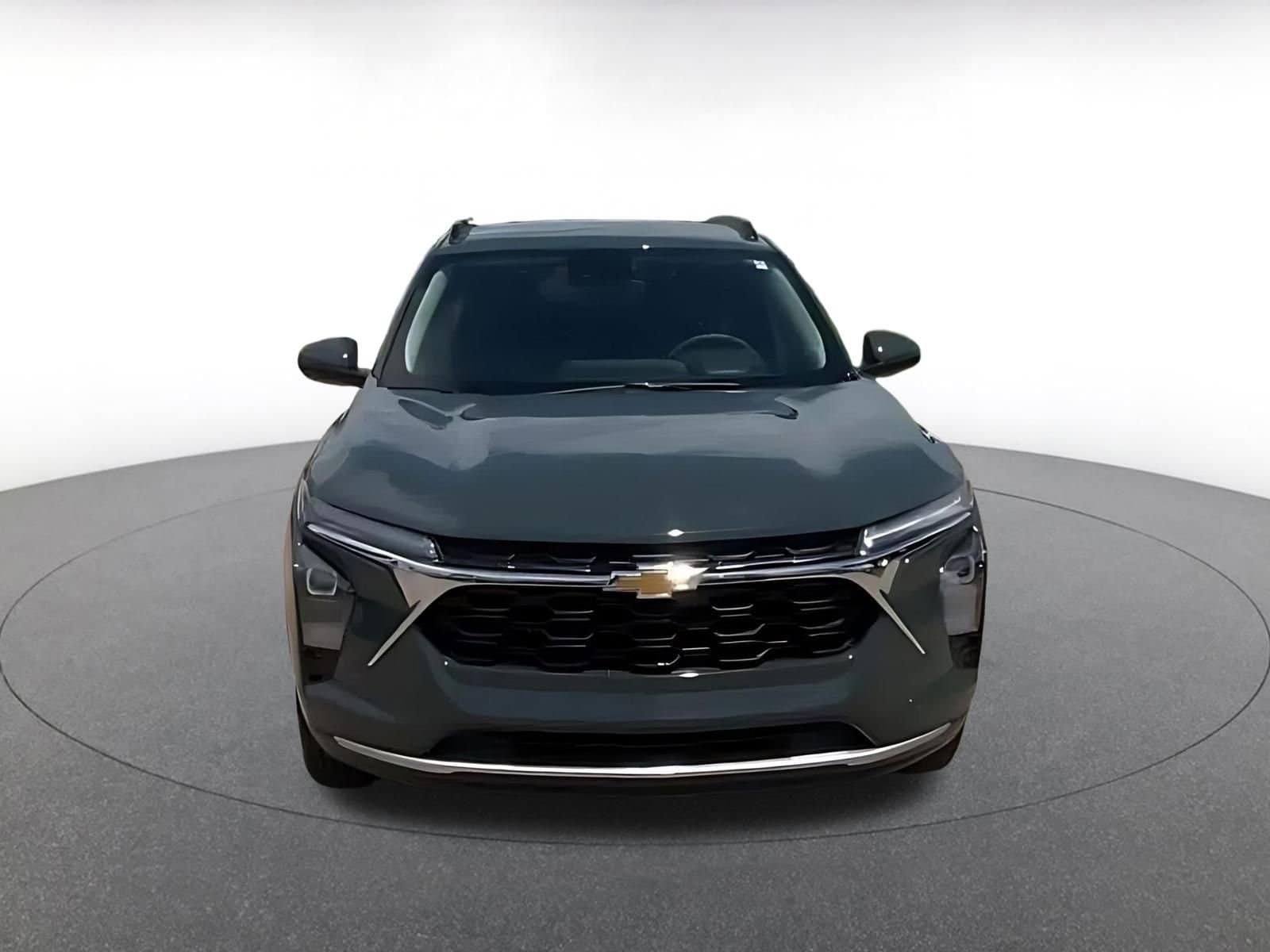 Thumbnail: 2025 Chevrolet Trax - 4