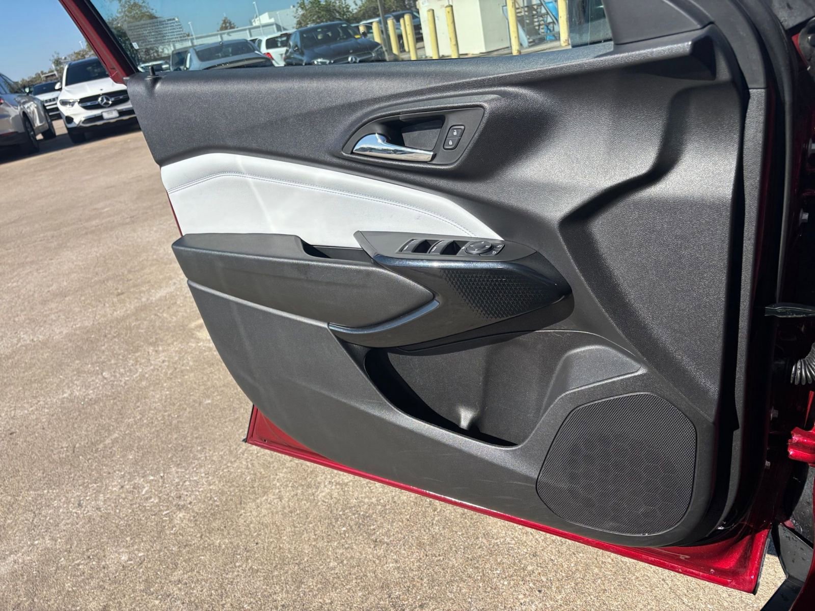 Thumbnail: 2025 Chevrolet Trax - 20