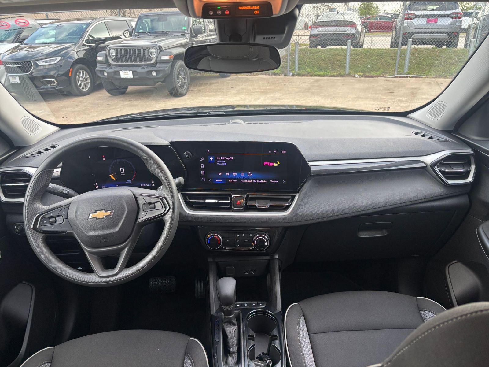 Thumbnail: 2025 Chevrolet TrailBlazer - 32