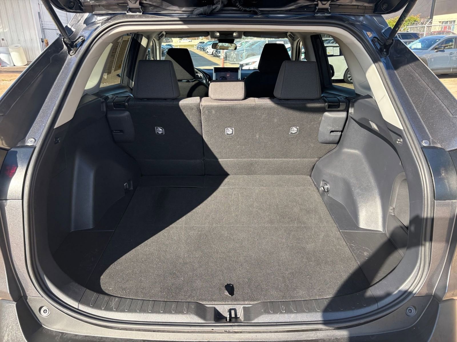 Thumbnail: 2025 Toyota RAV4 - 30