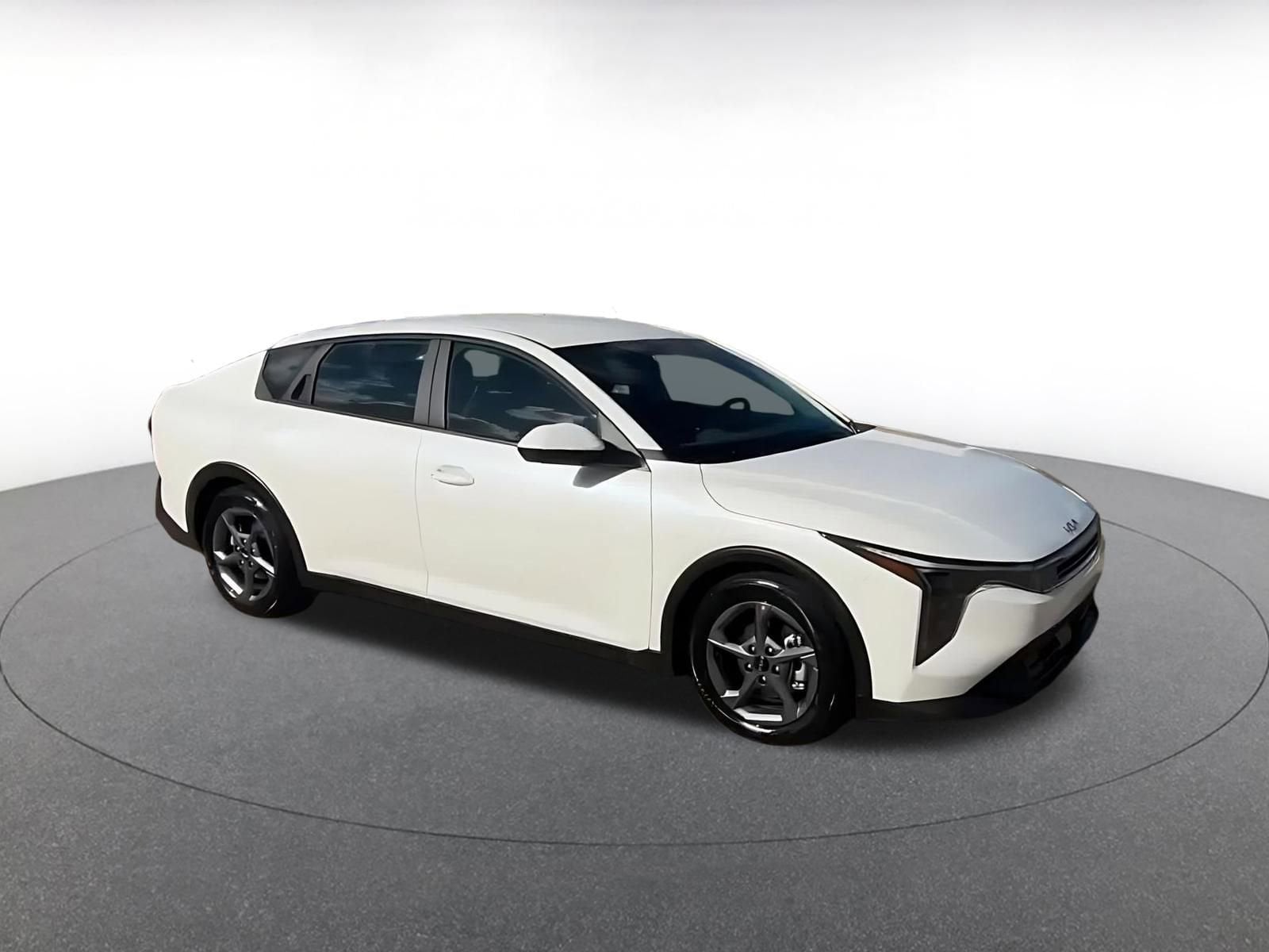 Thumbnail: 2025 Kia K4 - 2