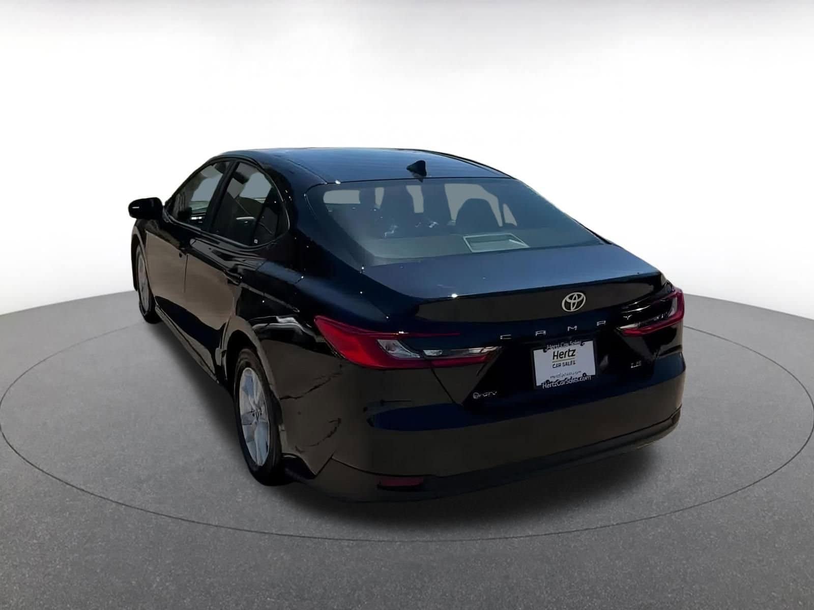 2025 Toyota Camry LE 11