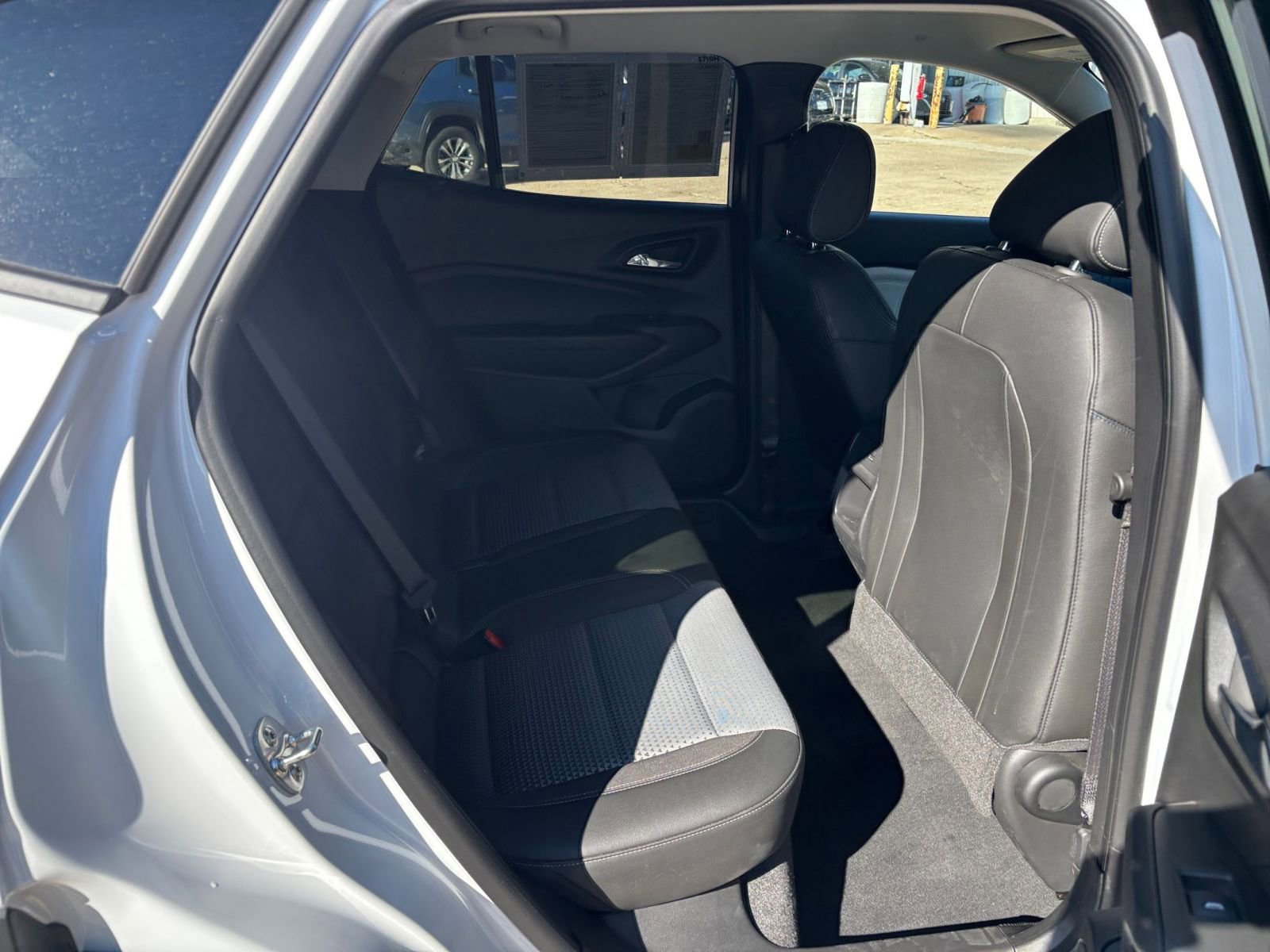 Thumbnail: 2025 Chevrolet Trax - 23