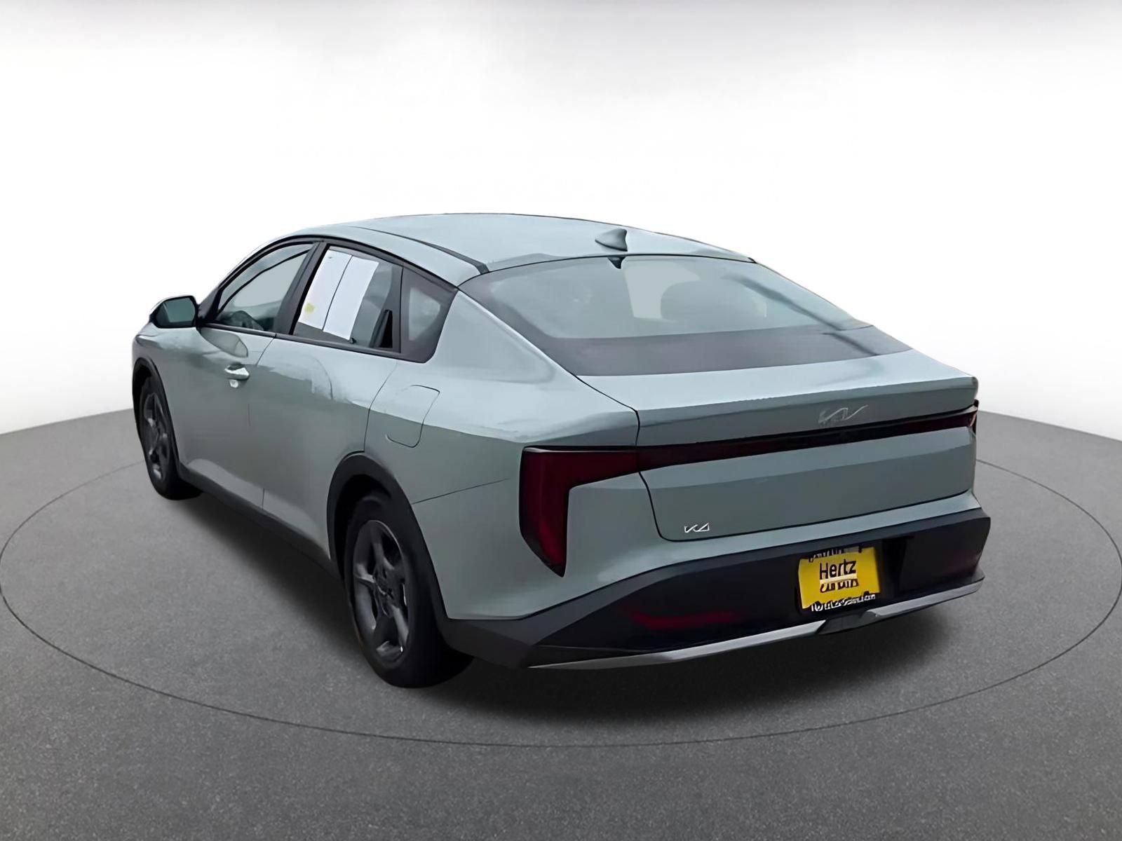 Thumbnail: 2025 Kia K4 - 10