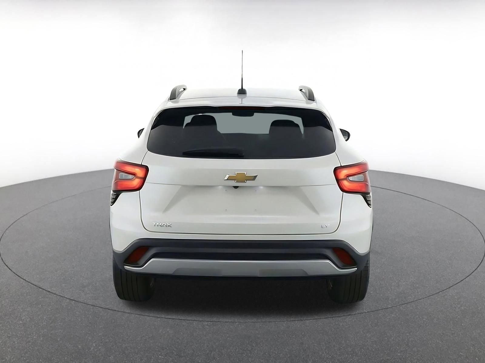 Thumbnail: 2025 Chevrolet Trax - 8