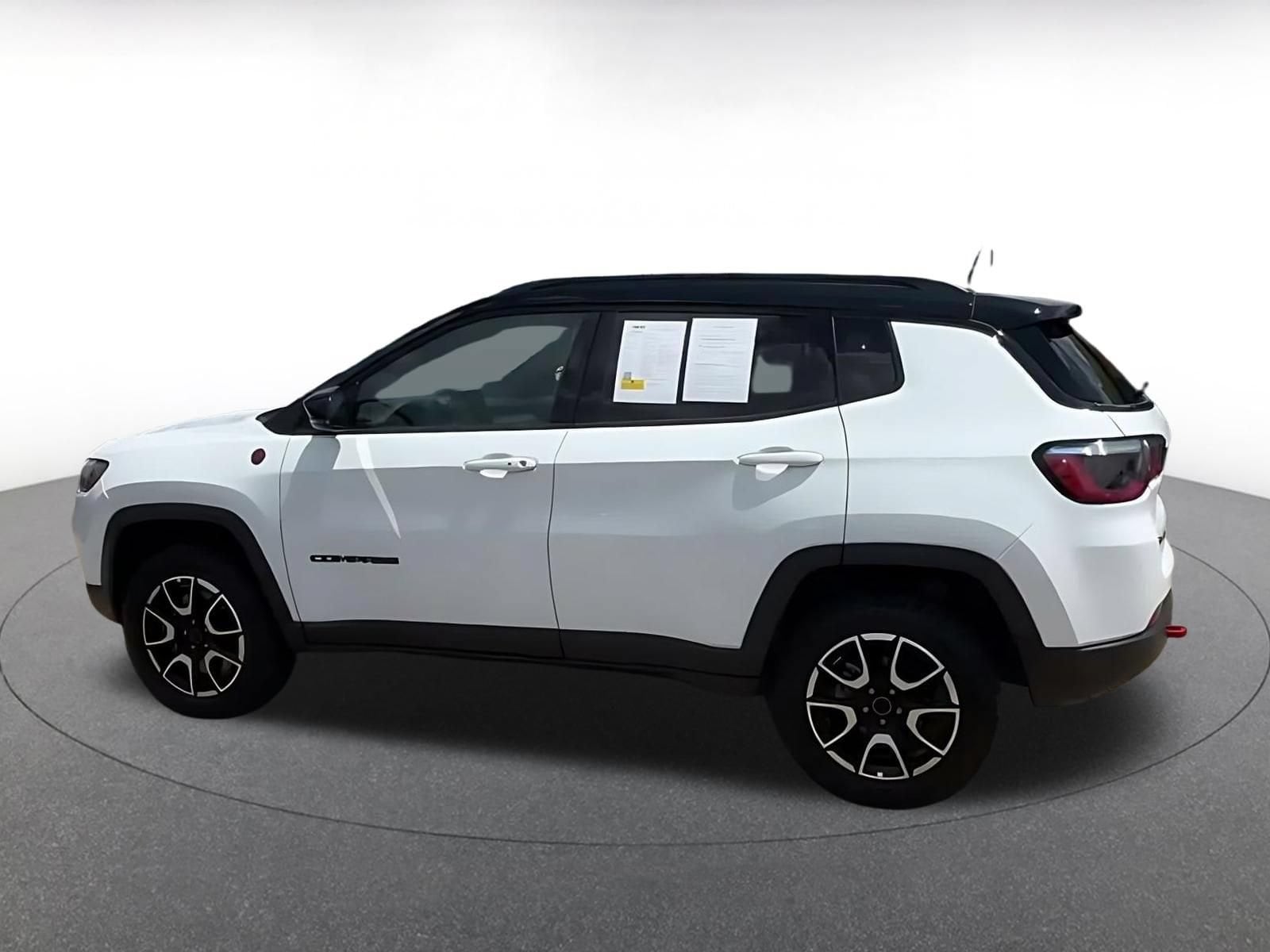 Thumbnail: 2025 Jeep Compass - 8