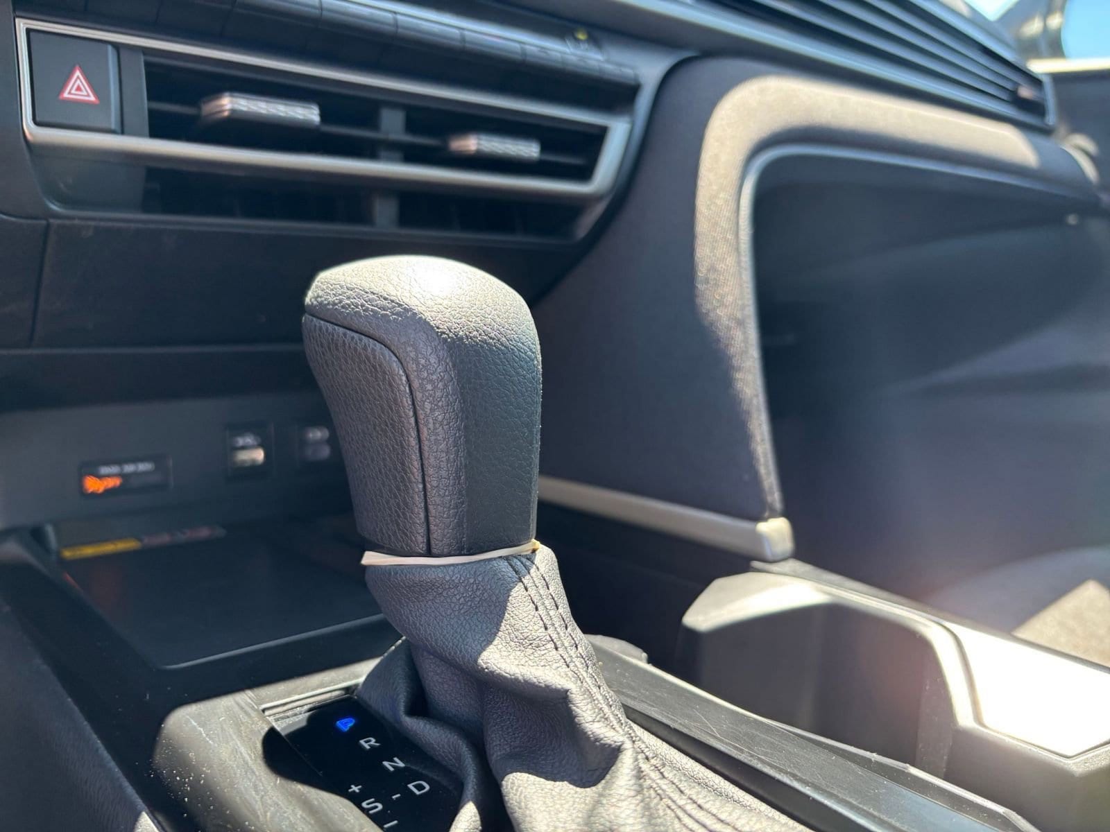2025 Toyota Camry LE 34