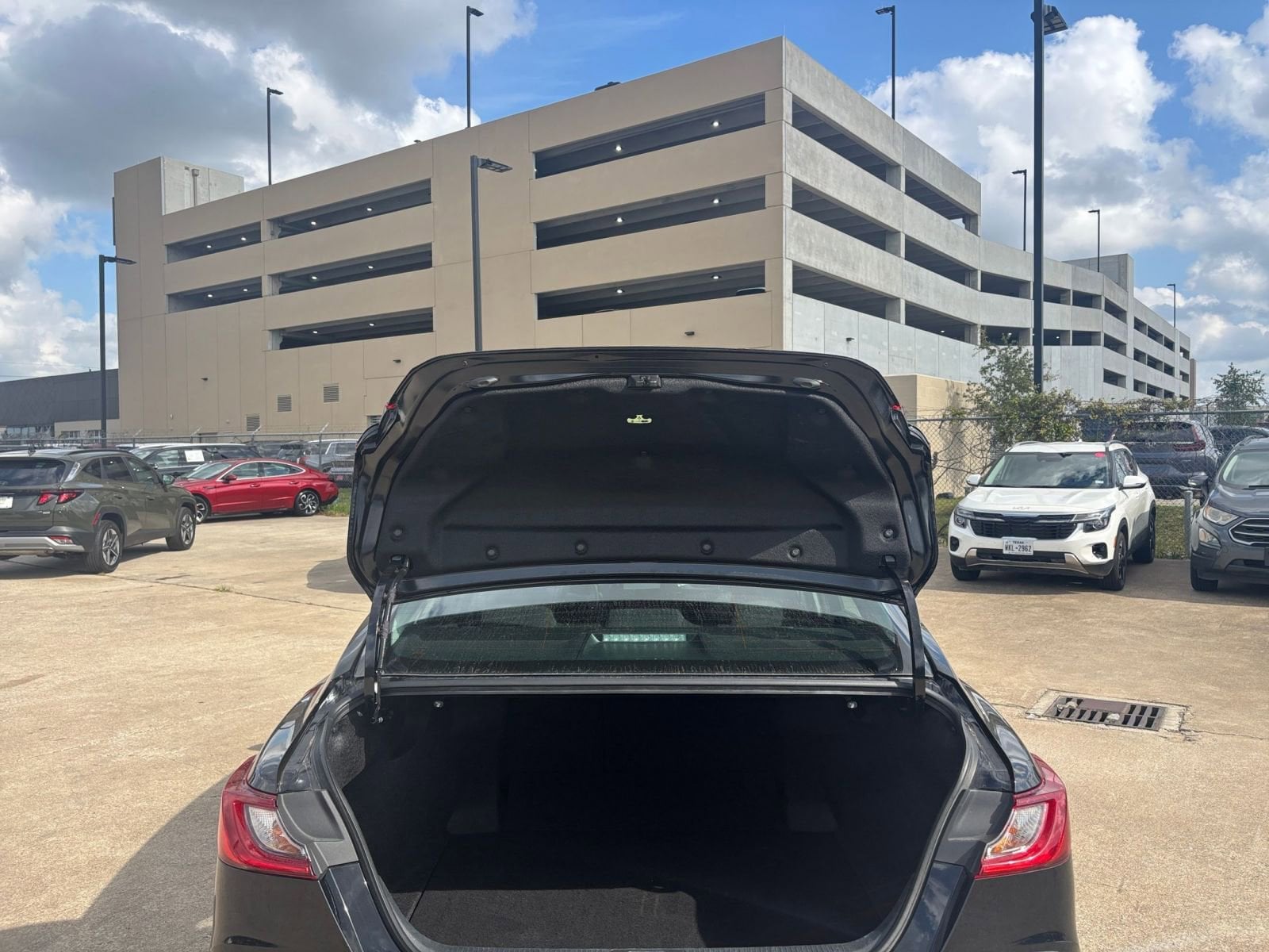 Thumbnail: 2025 Toyota Camry - 29