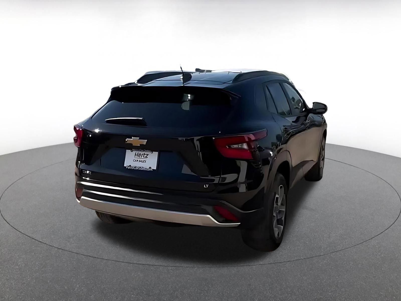 Thumbnail: 2025 Chevrolet Trax - 14