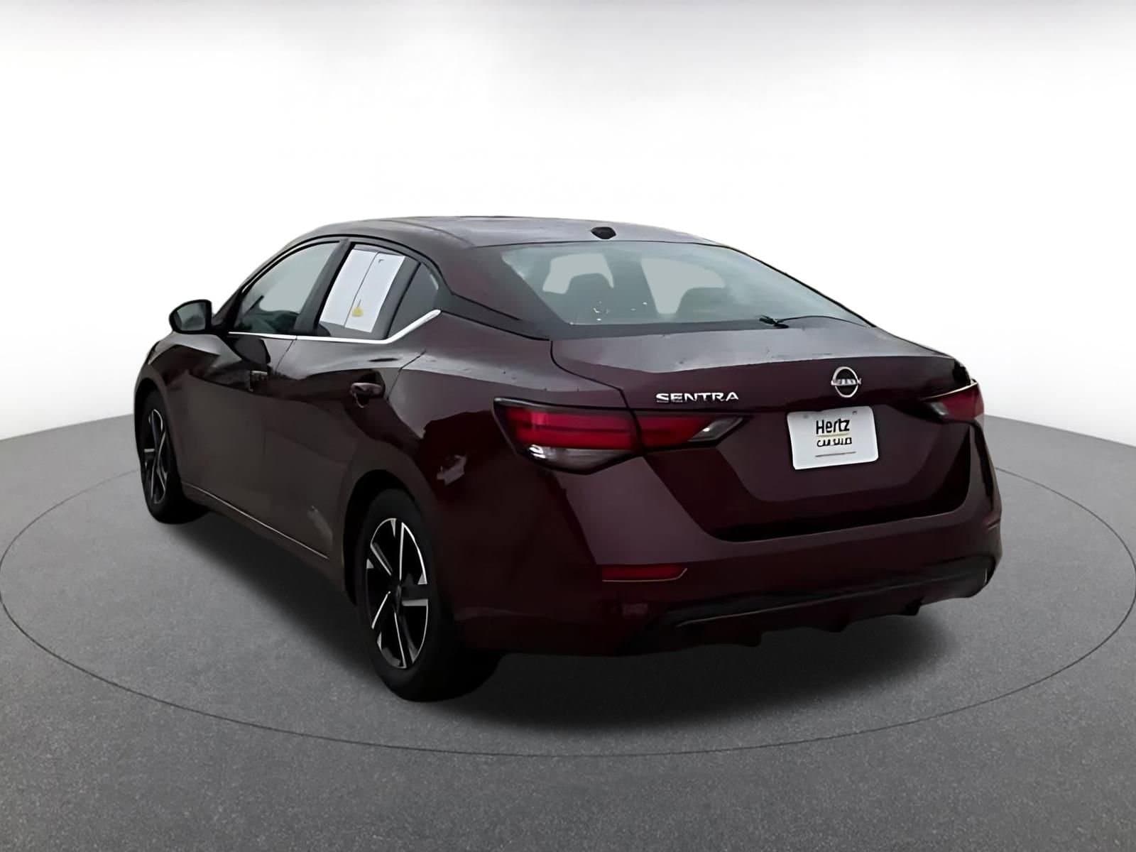 Thumbnail: 2025 Nissan Sentra - 10