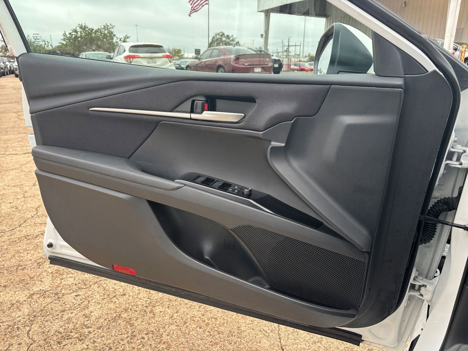 Thumbnail: 2025 Toyota Camry - 20