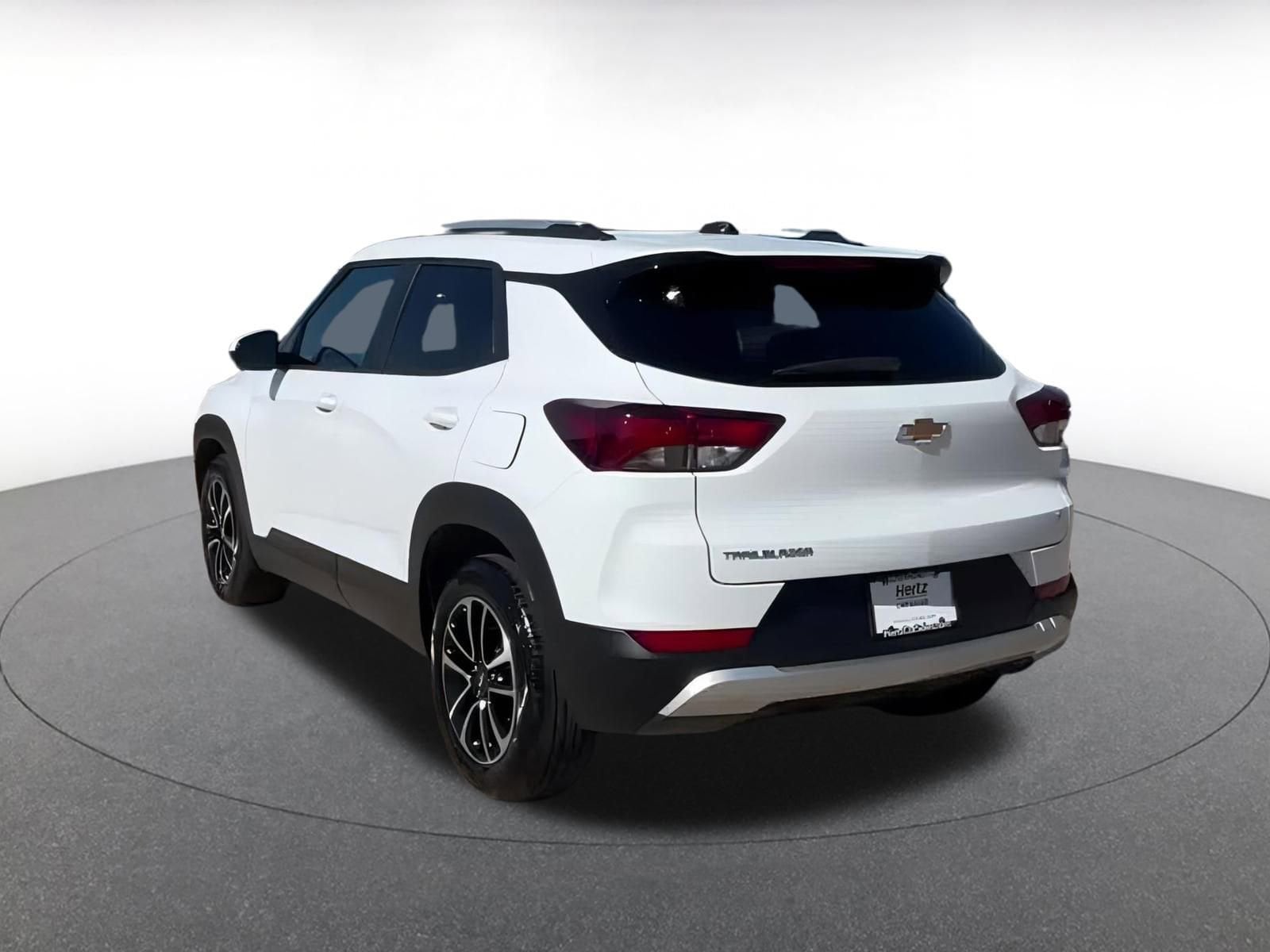 Thumbnail: 2025 Chevrolet TrailBlazer - 11