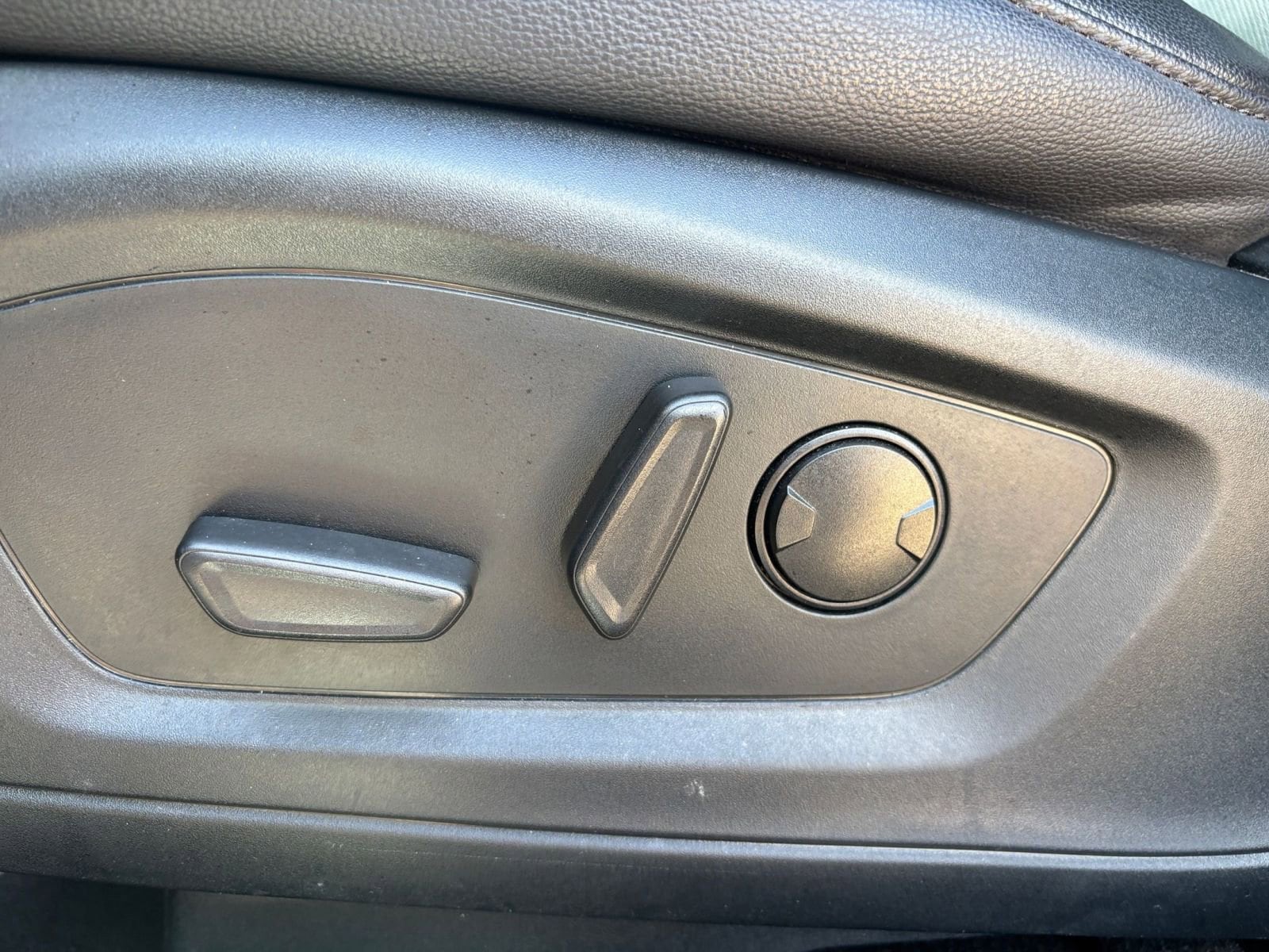 Thumbnail: 2024 Ford Explorer - 23