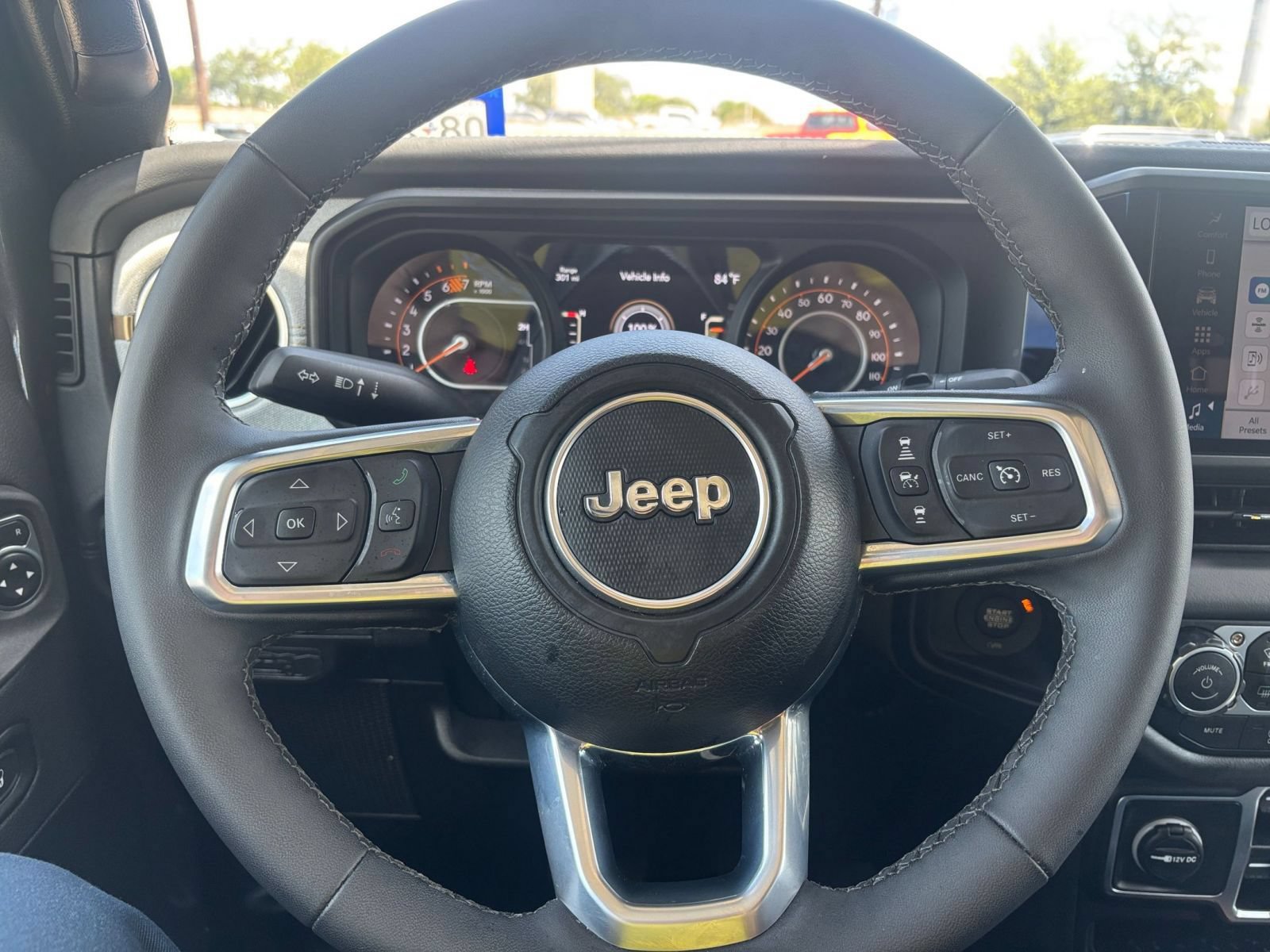Thumbnail: 2025 Jeep Wrangler - 28