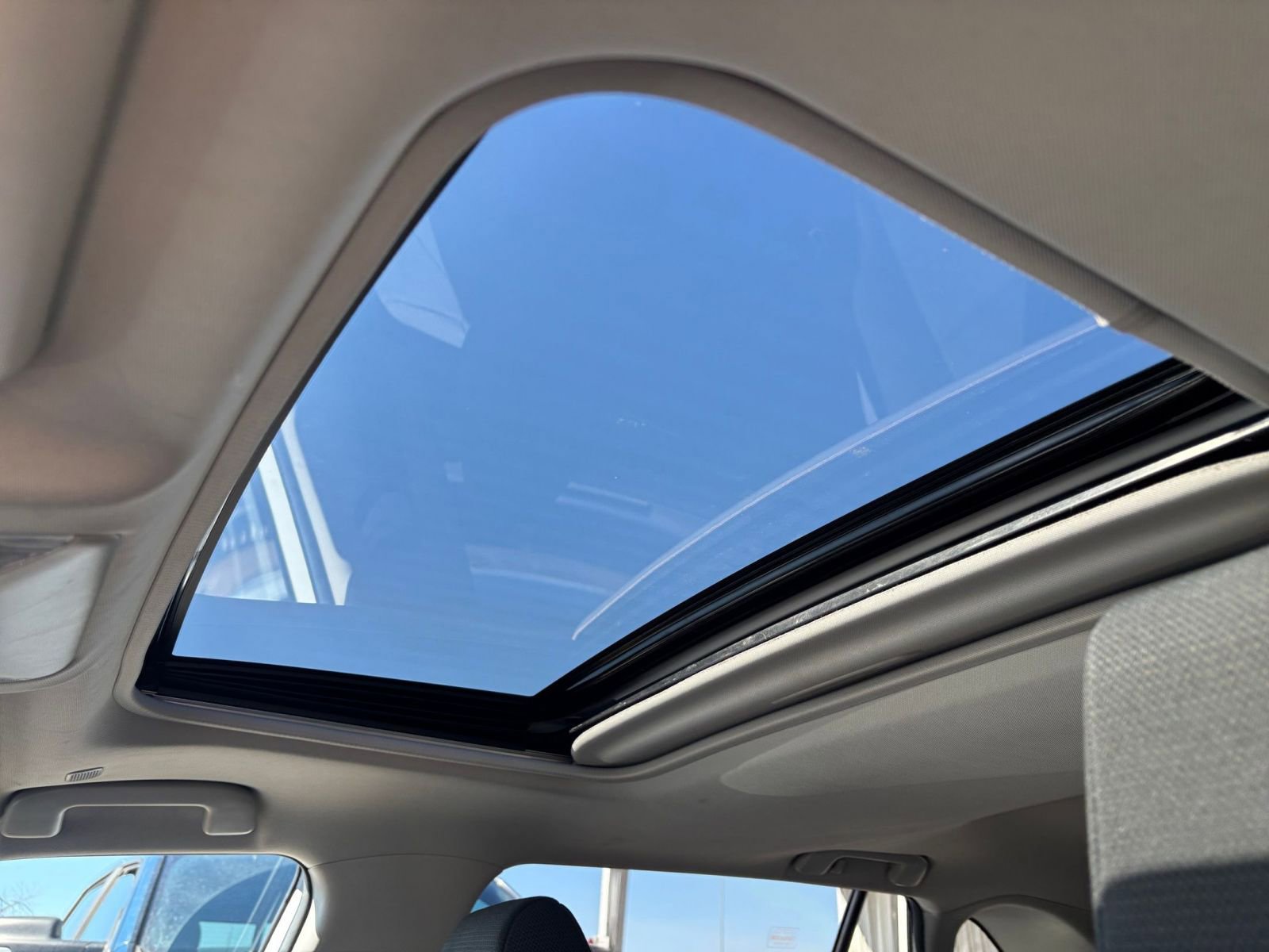 Thumbnail: 2025 Toyota RAV4 - 30