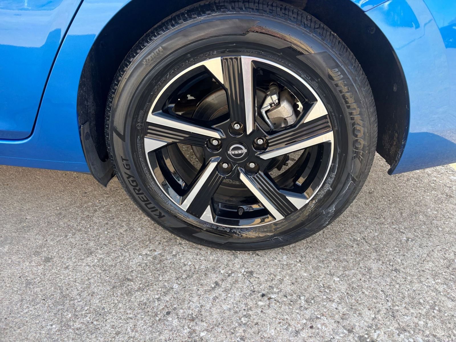 Thumbnail: 2025 Nissan Sentra - 28