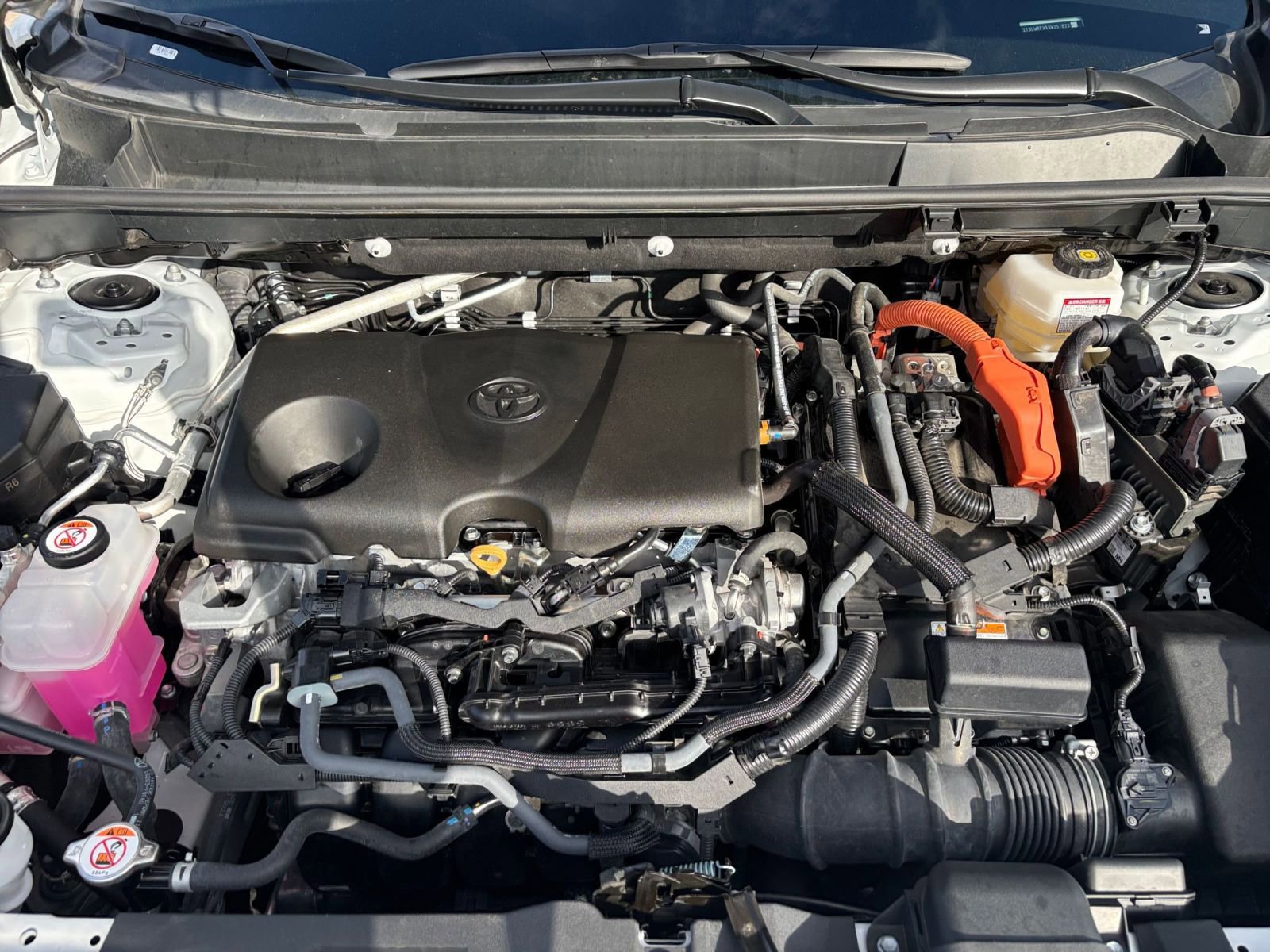 Thumbnail: 2025 Toyota RAV4 - 31