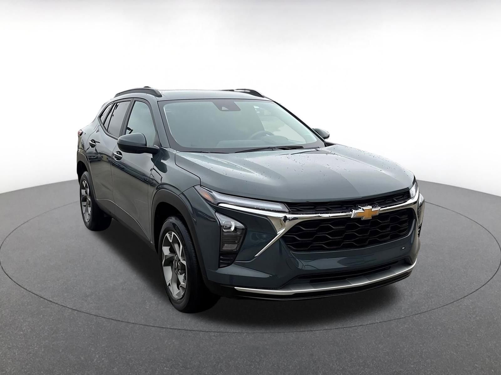 Thumbnail: 2025 Chevrolet Trax - 1