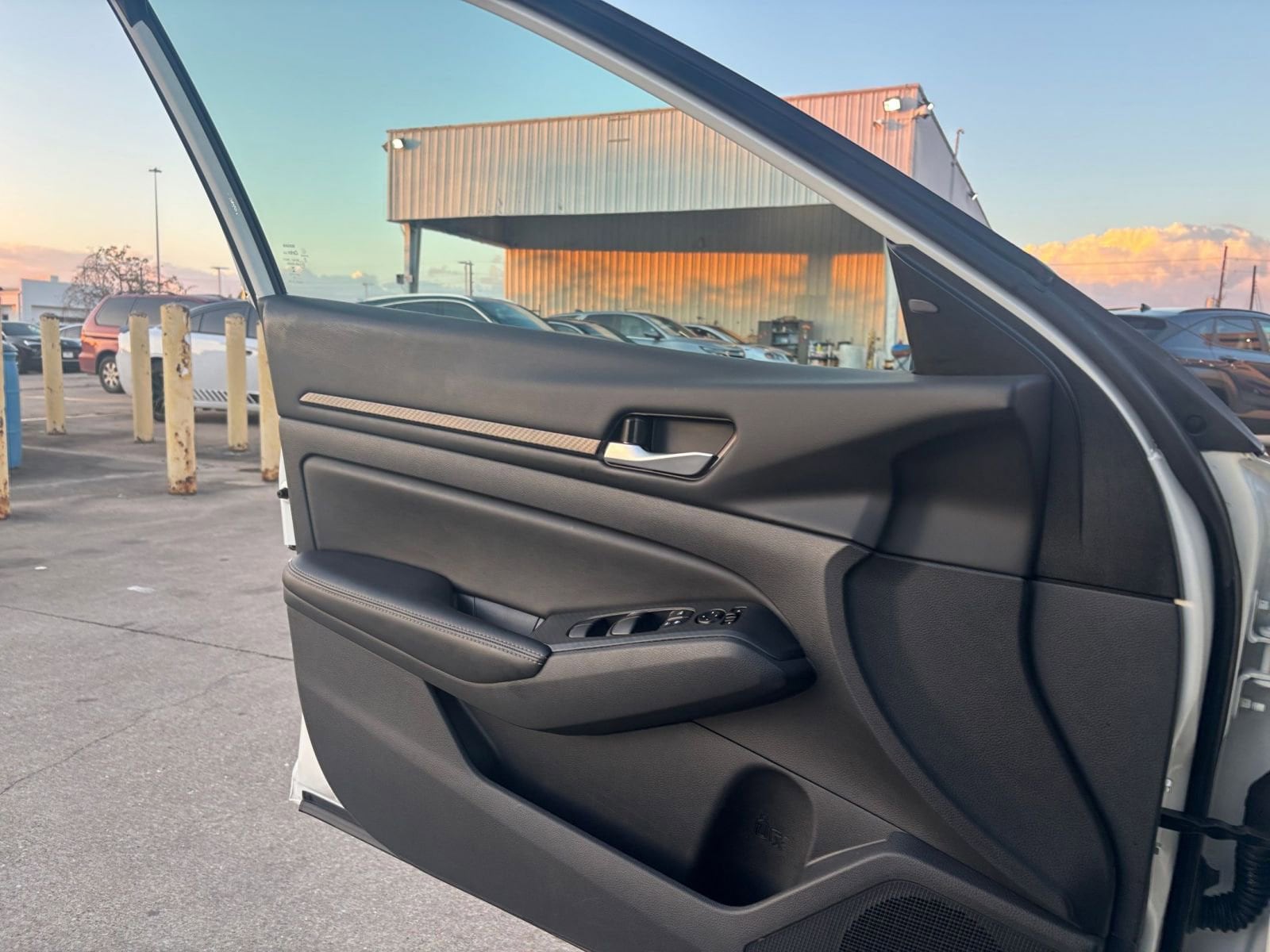 Thumbnail: 2025 Nissan Altima - 20