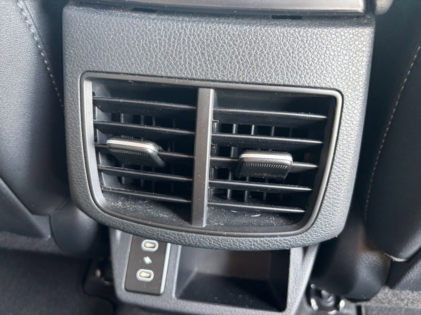 Thumbnail: 2025 Kia Seltos - 23