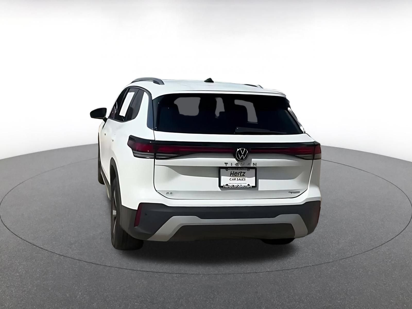 Thumbnail: 2026 Volkswagen Tiguan - 8