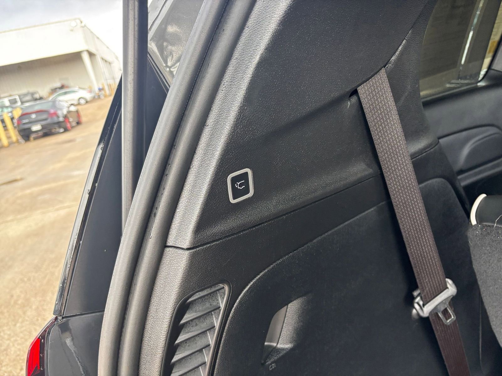 Thumbnail: 2025 Chrysler Pacifica - 24