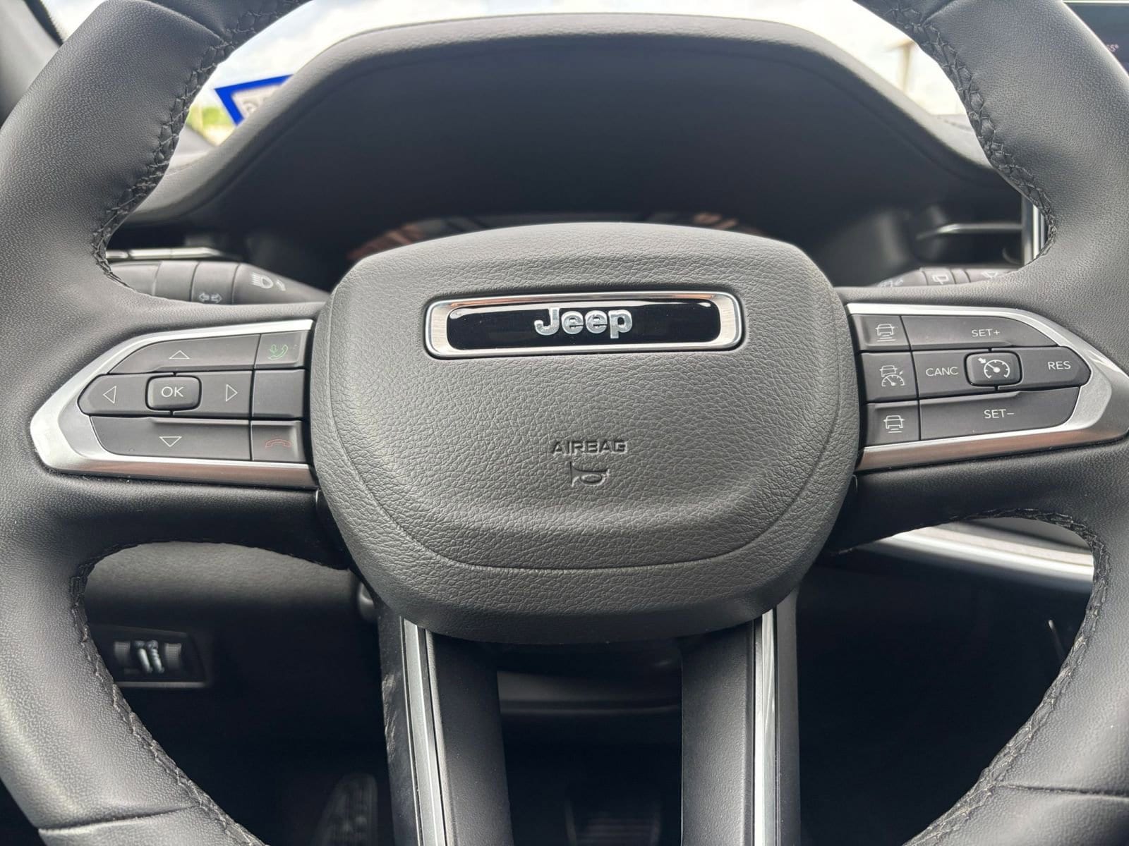 Thumbnail: 2025 Jeep Compass - 29