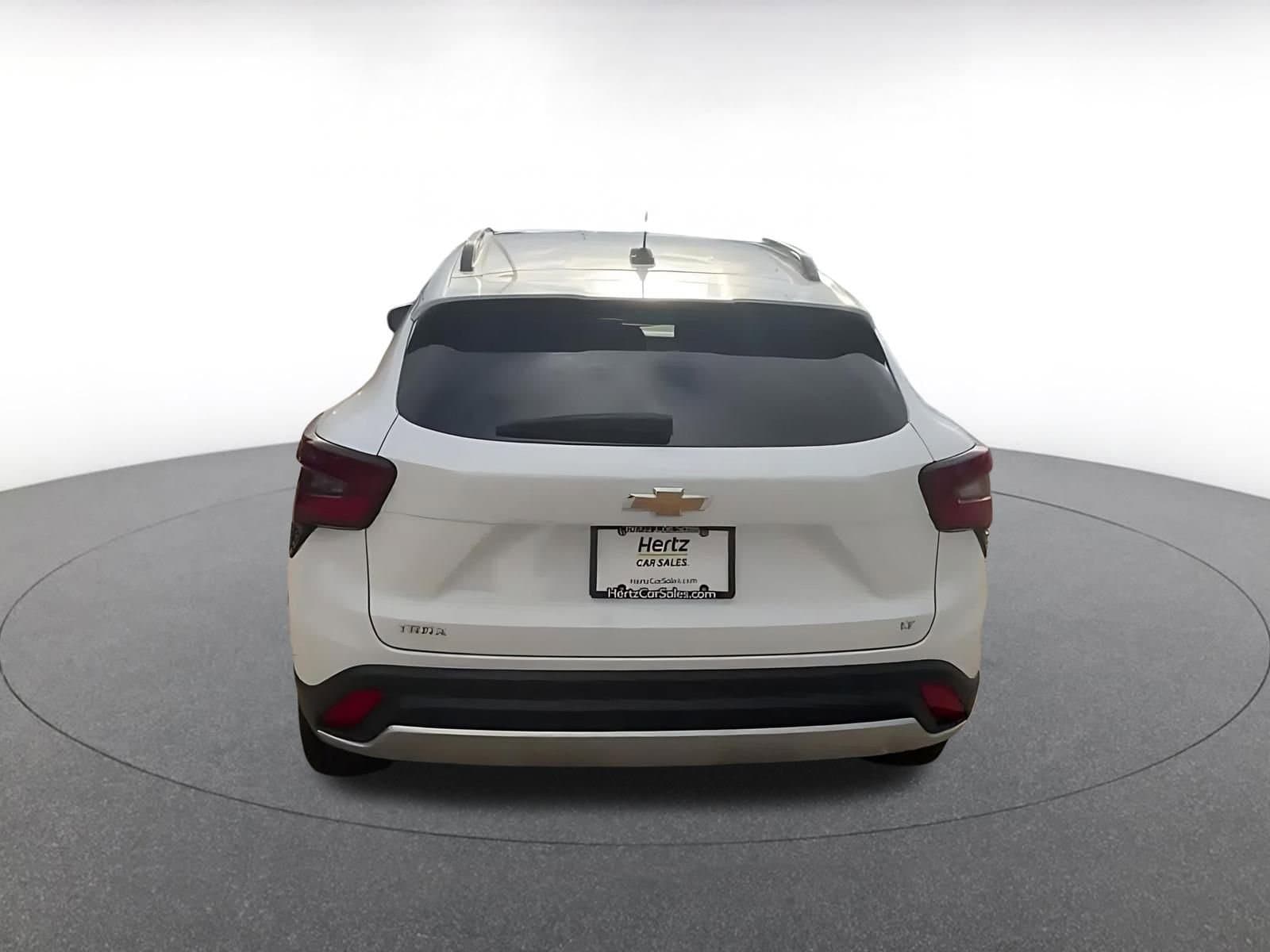 Thumbnail: 2025 Chevrolet Trax - 12