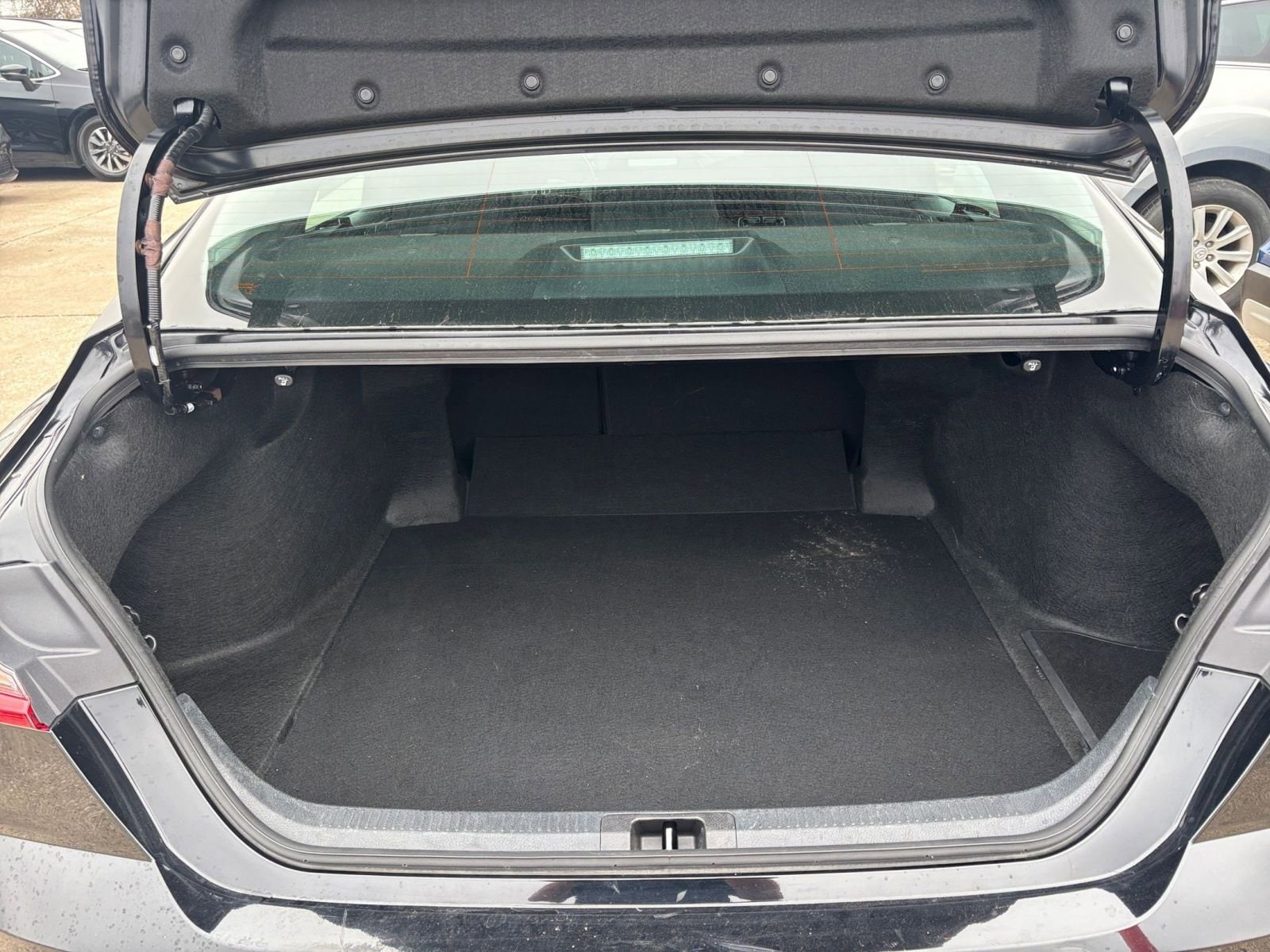 Thumbnail: 2025 Toyota Camry - 30