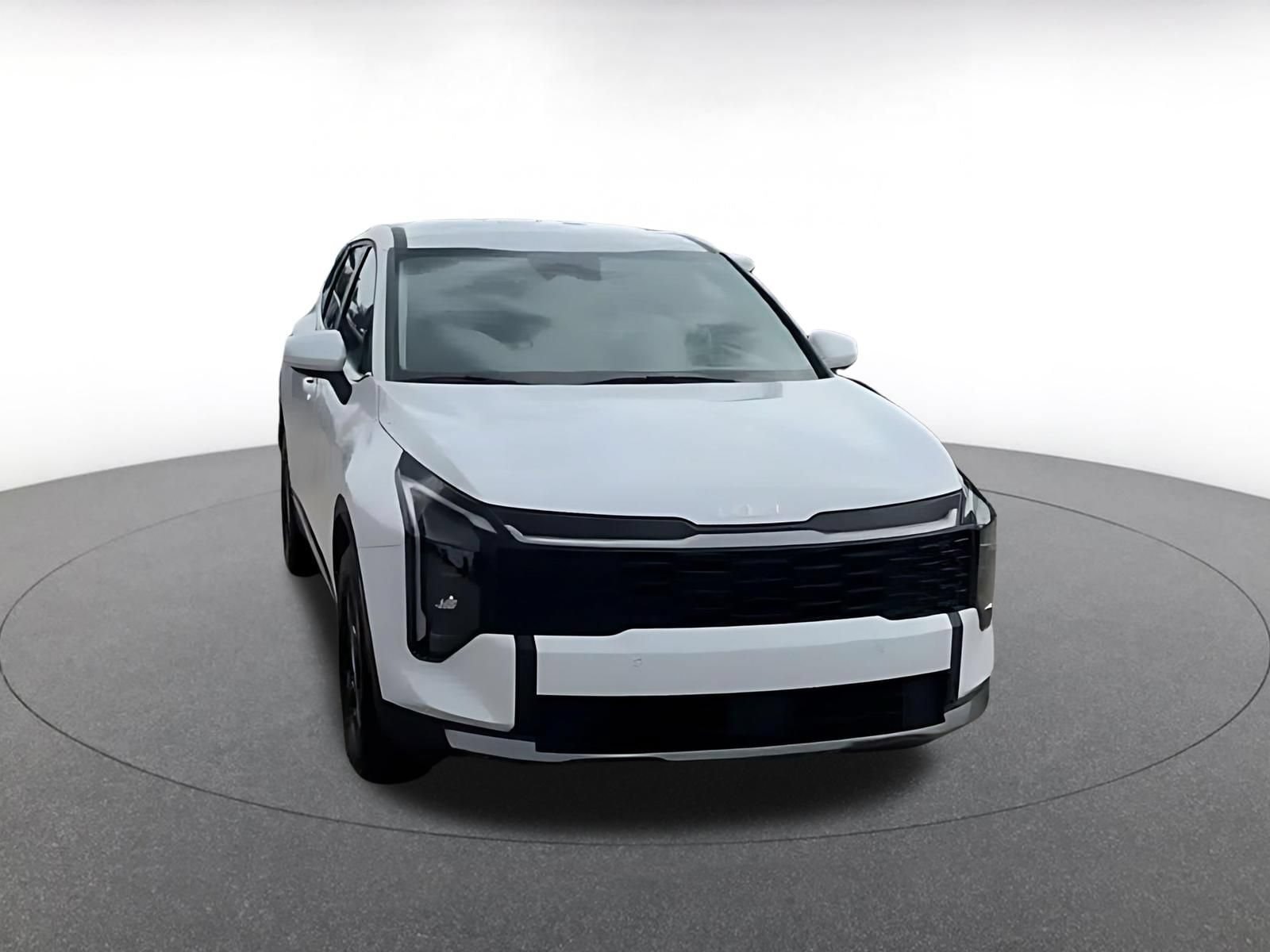 Thumbnail: 2026 Kia Sportage - 3