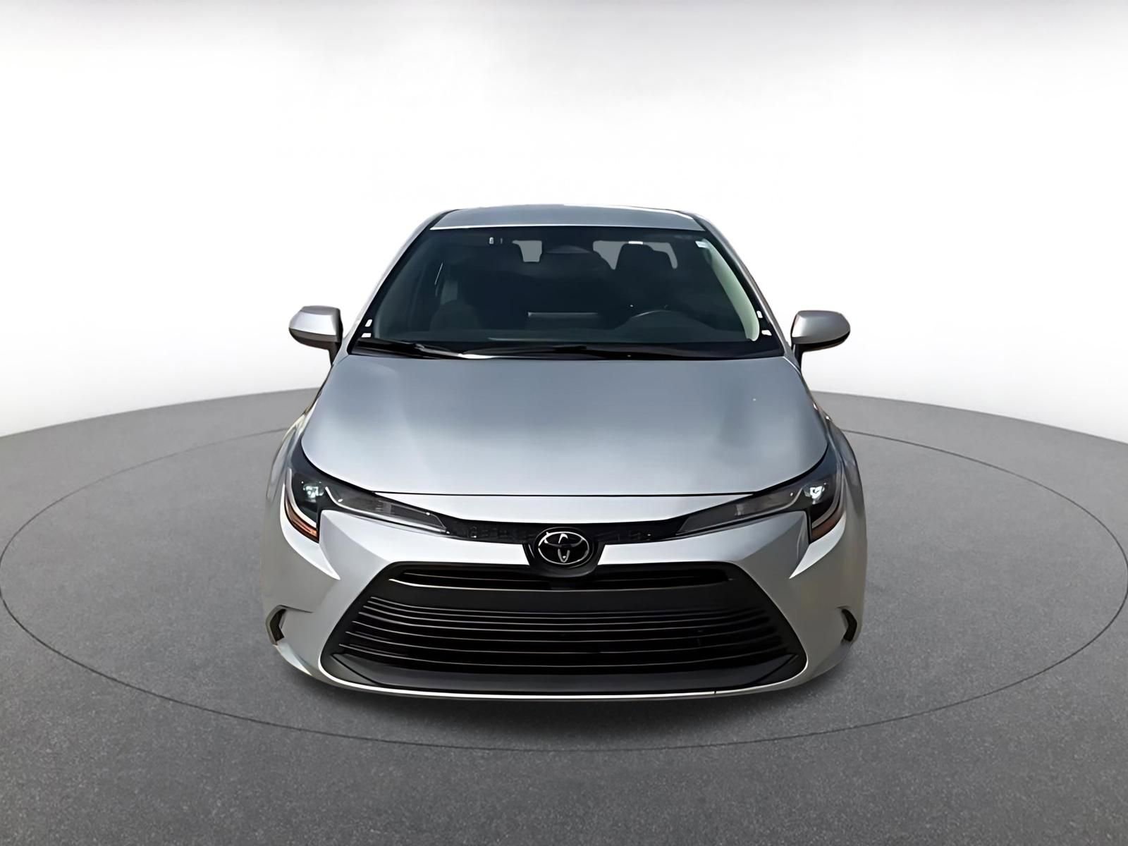 Thumbnail: 2025 Toyota Corolla - 4