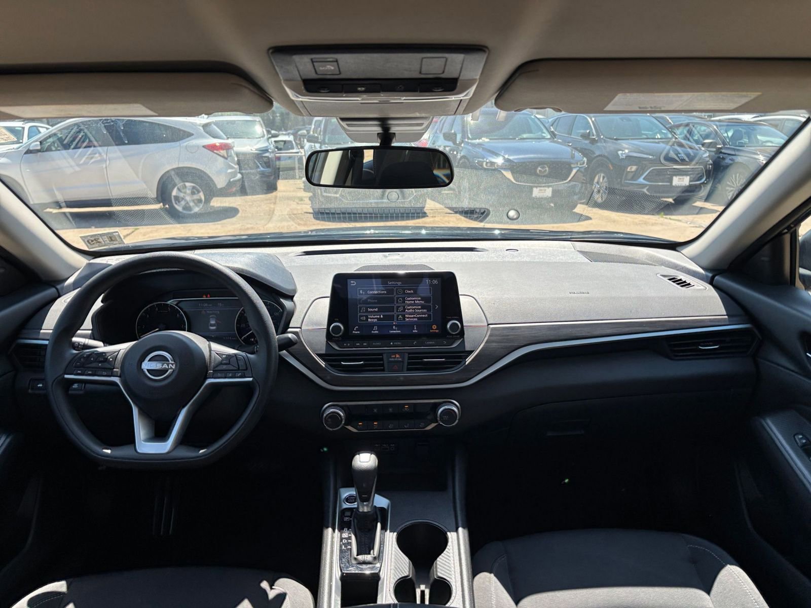 Thumbnail: 2025 Nissan Altima - 33