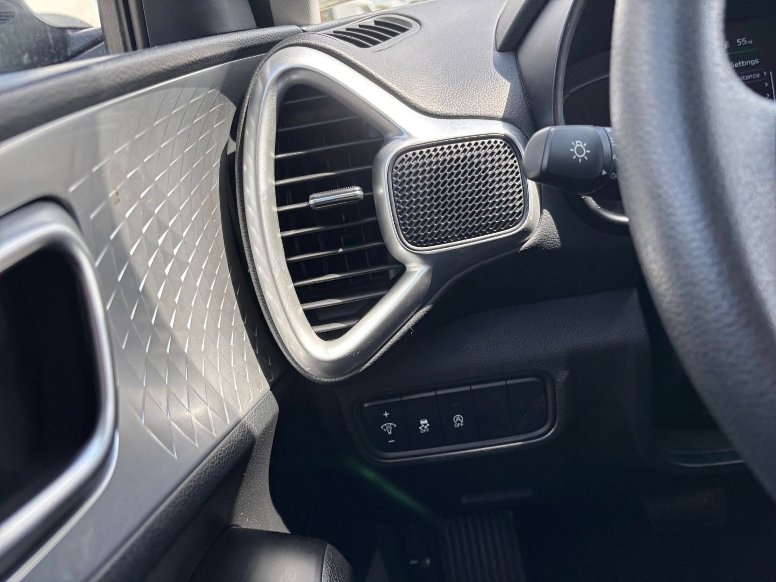 Thumbnail: 2025 Kia Soul - 32