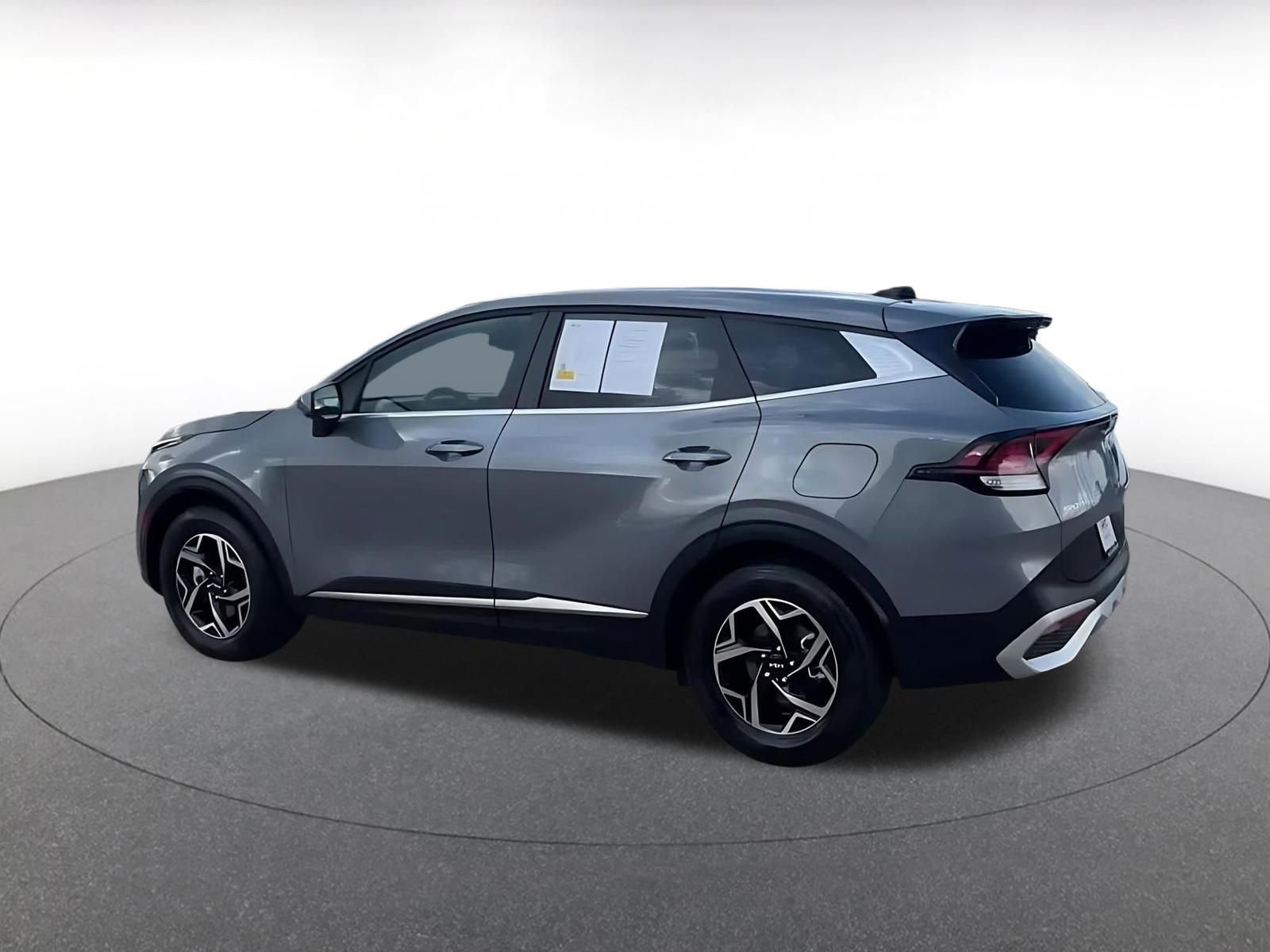 Thumbnail: 2025 Kia Sportage - 10