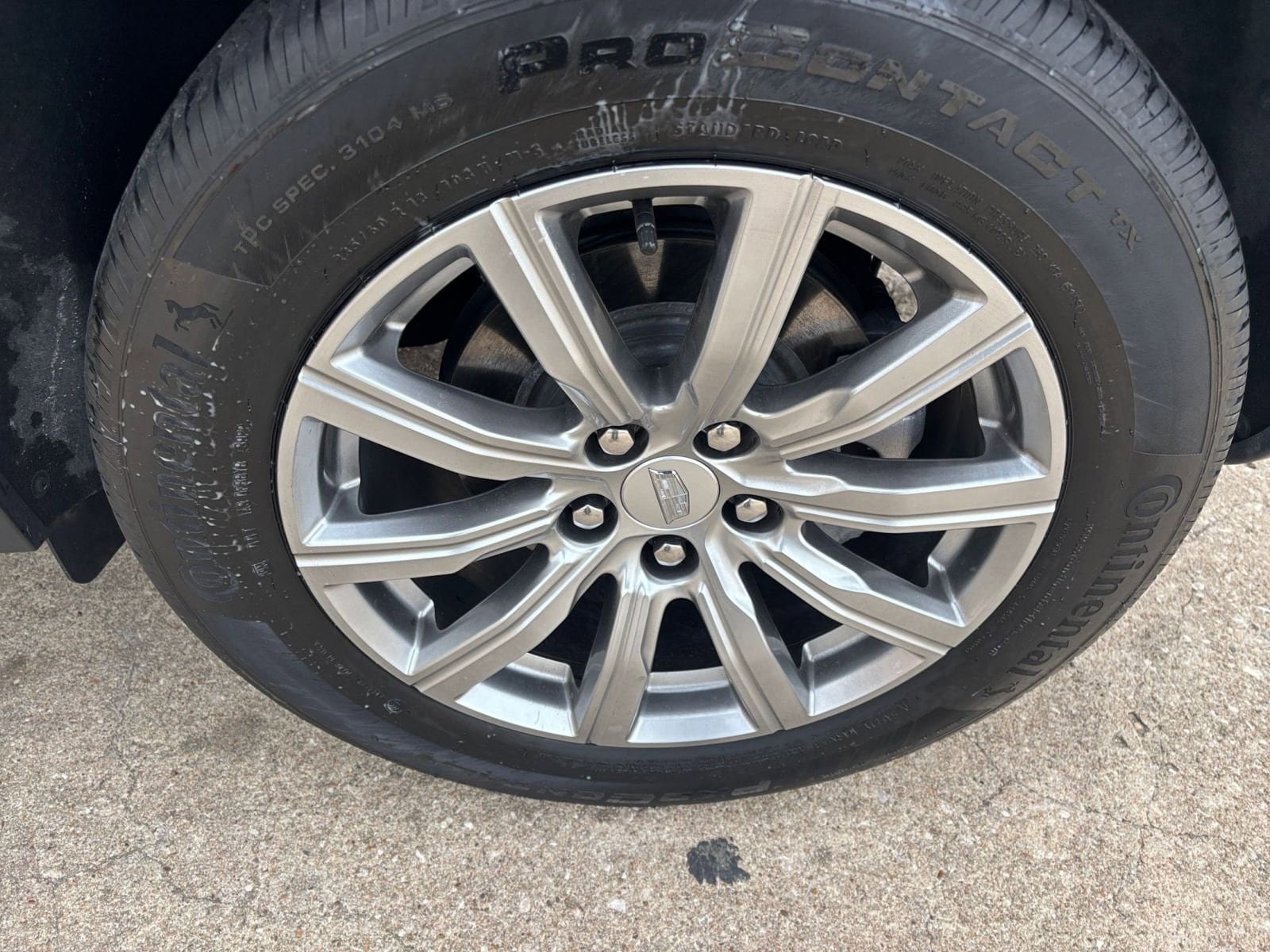 Thumbnail: 2023 Cadillac XT4 - 28