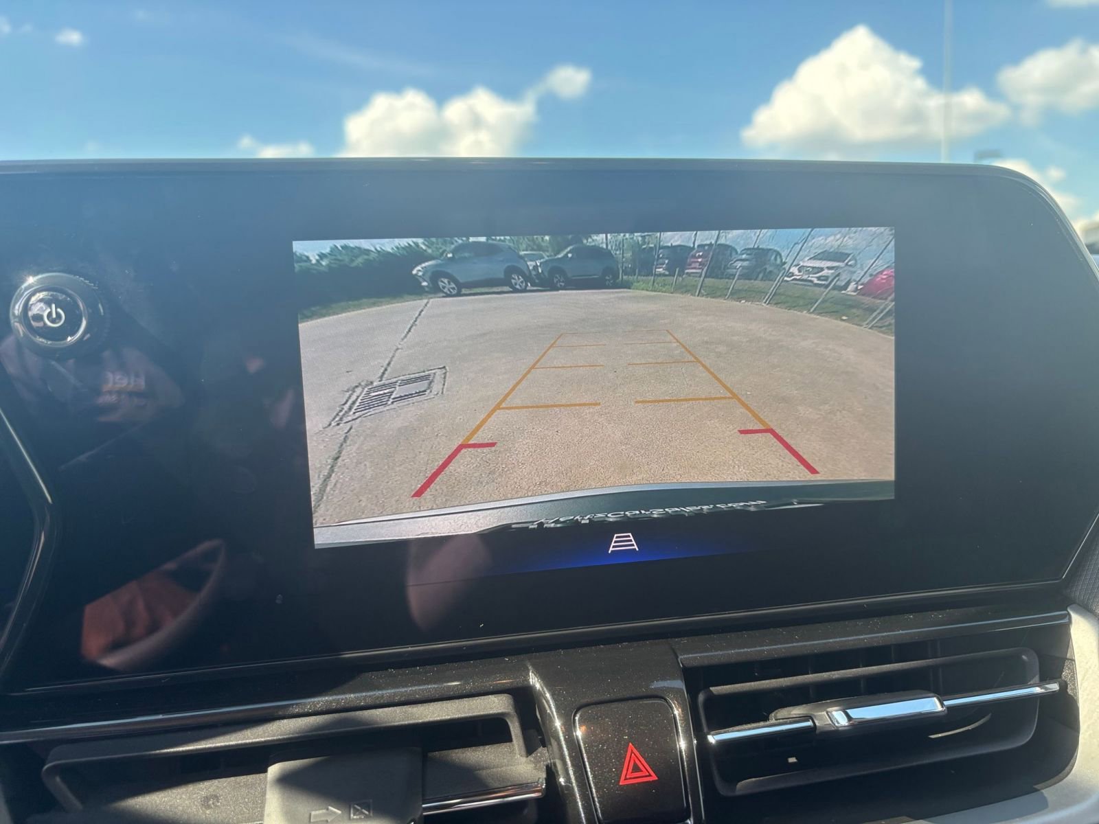 Thumbnail: 2025 Chevrolet TrailBlazer - 17