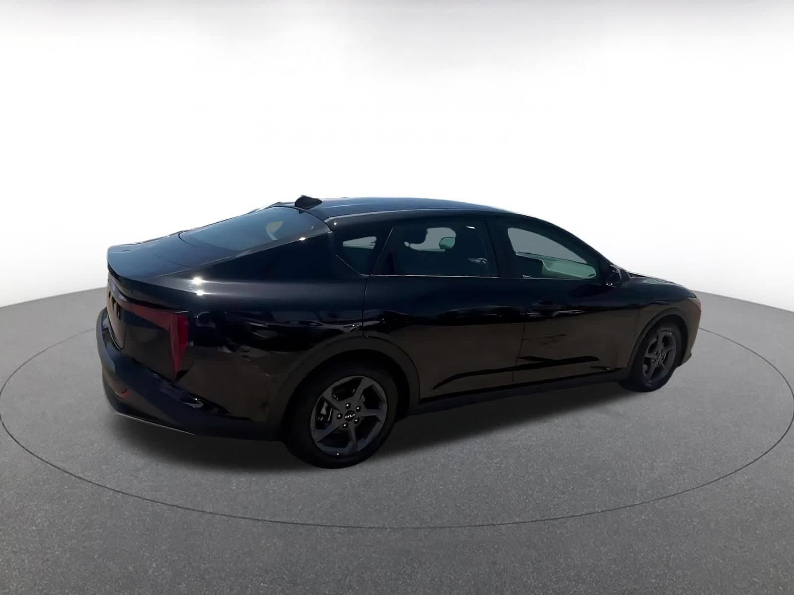 Thumbnail: 2025 Kia K4 - 12