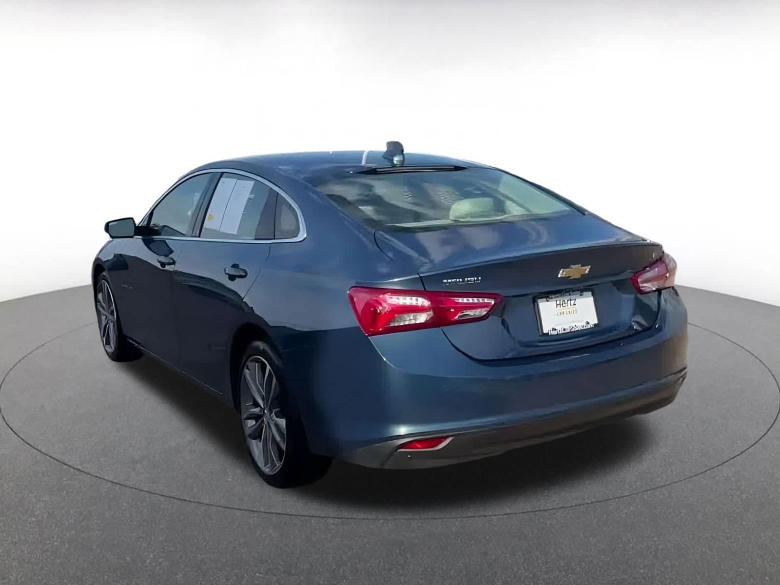 Thumbnail: 2024 Chevrolet Malibu - 12