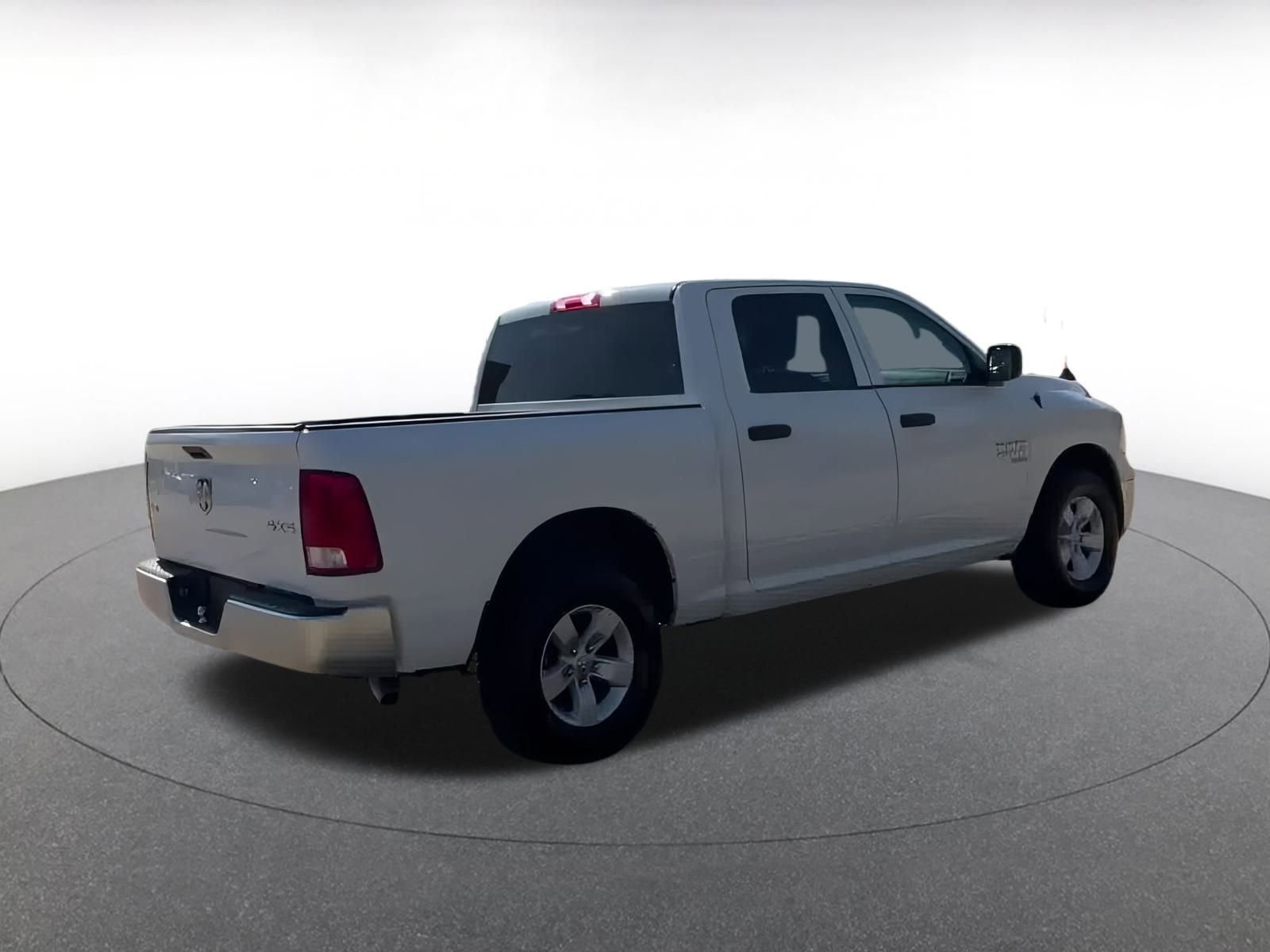 Thumbnail: 2022 RAM 1500 Classic - 14