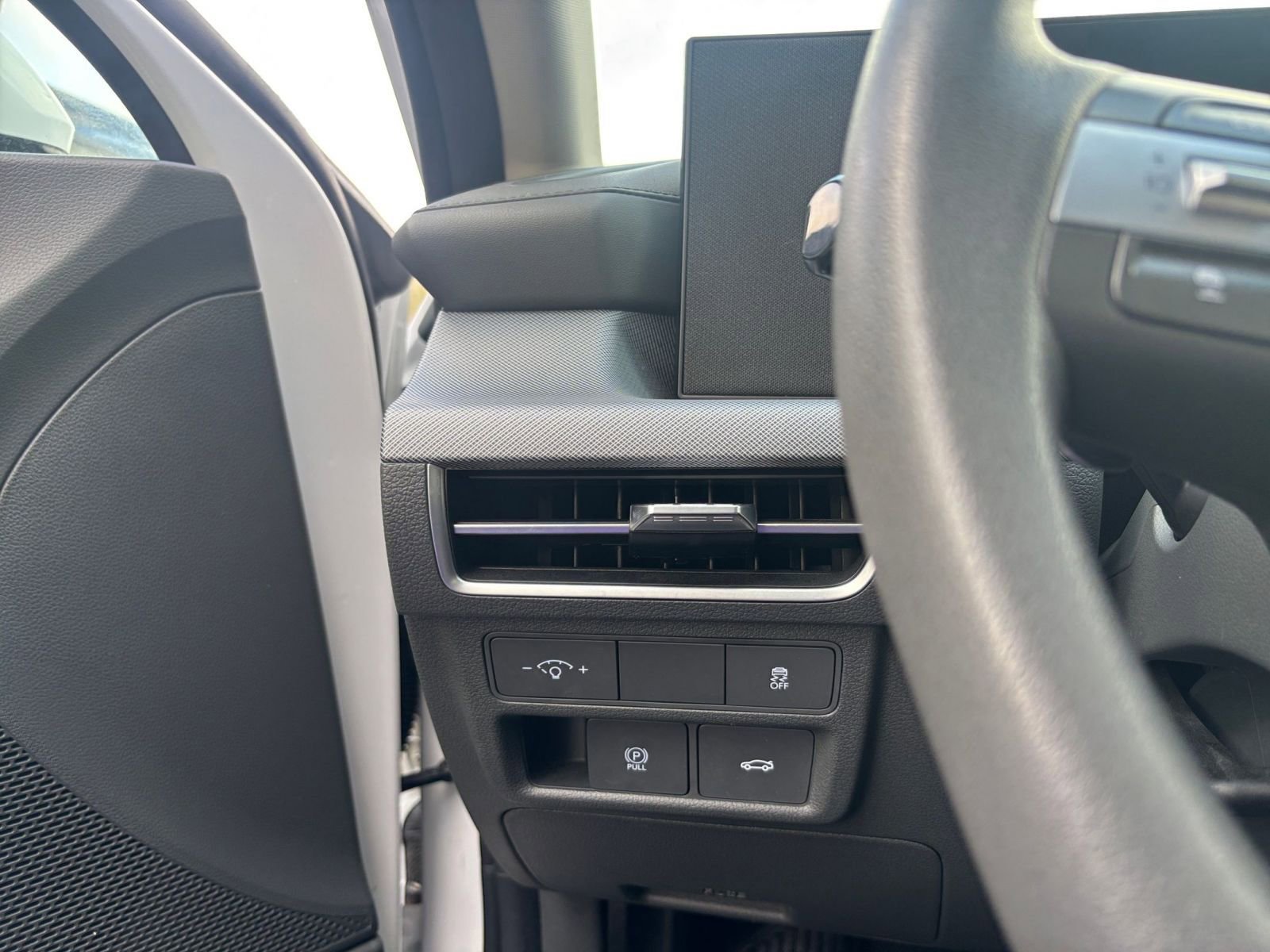 Thumbnail: 2025 Hyundai Sonata - 33