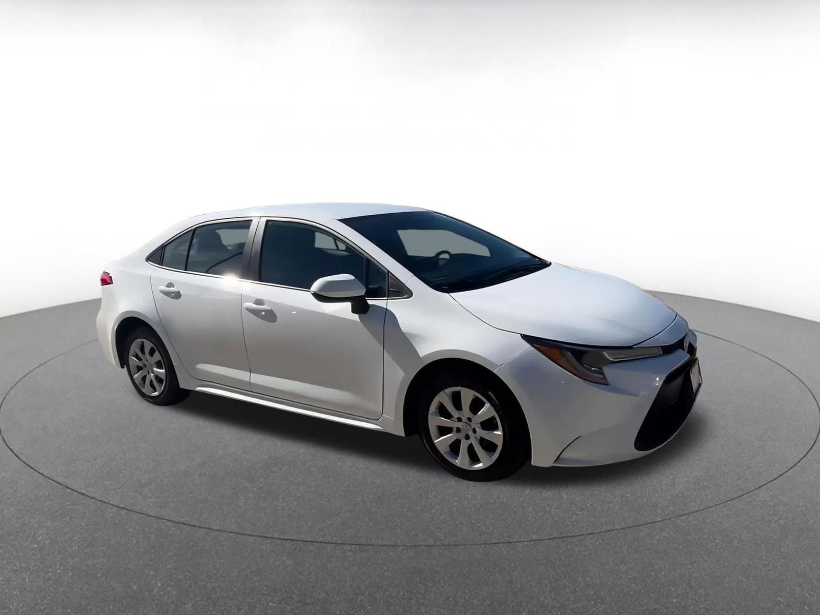 Thumbnail: 2025 Toyota Corolla - 2