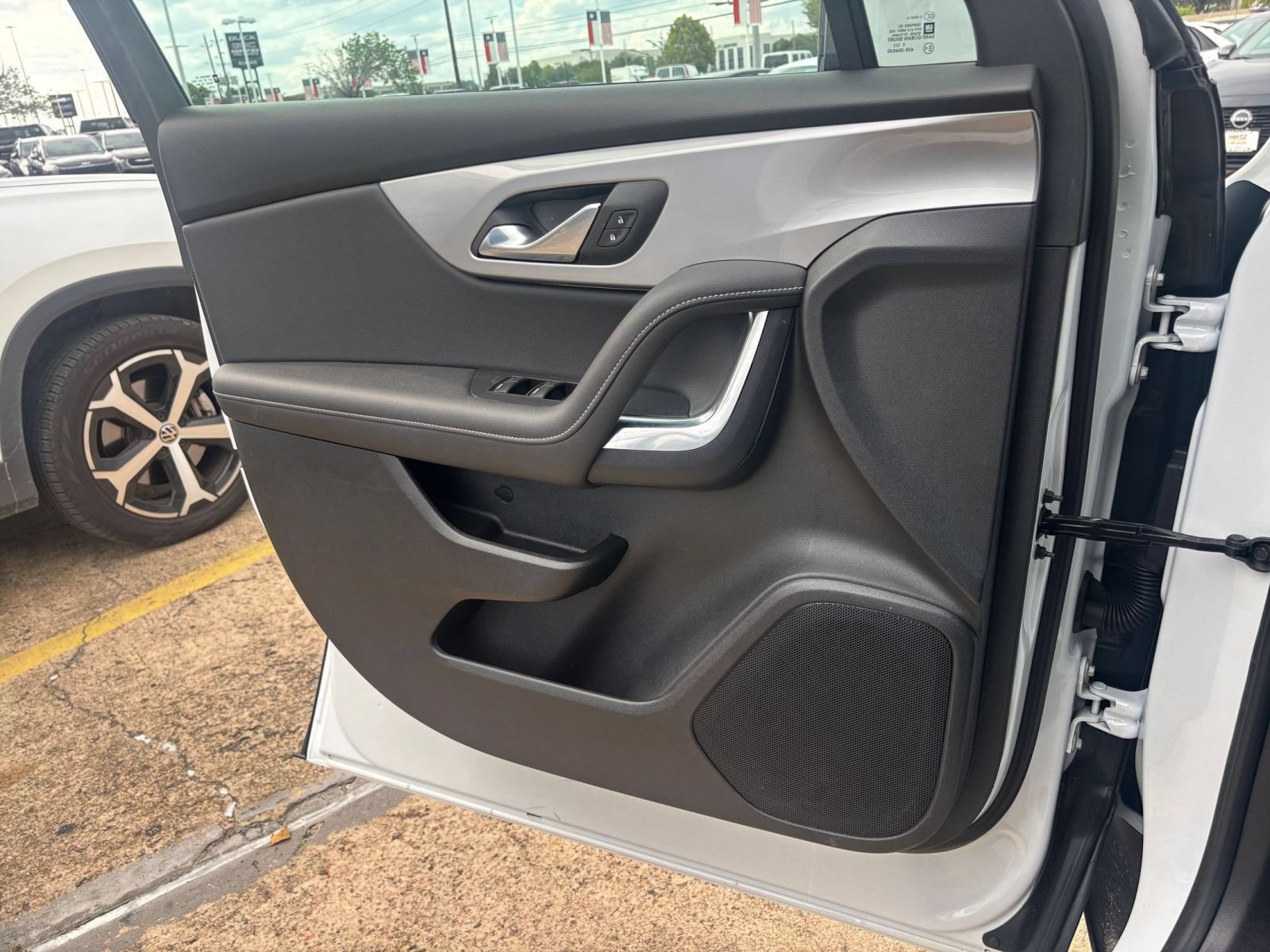 Thumbnail: 2026 Chevrolet Blazer - 18