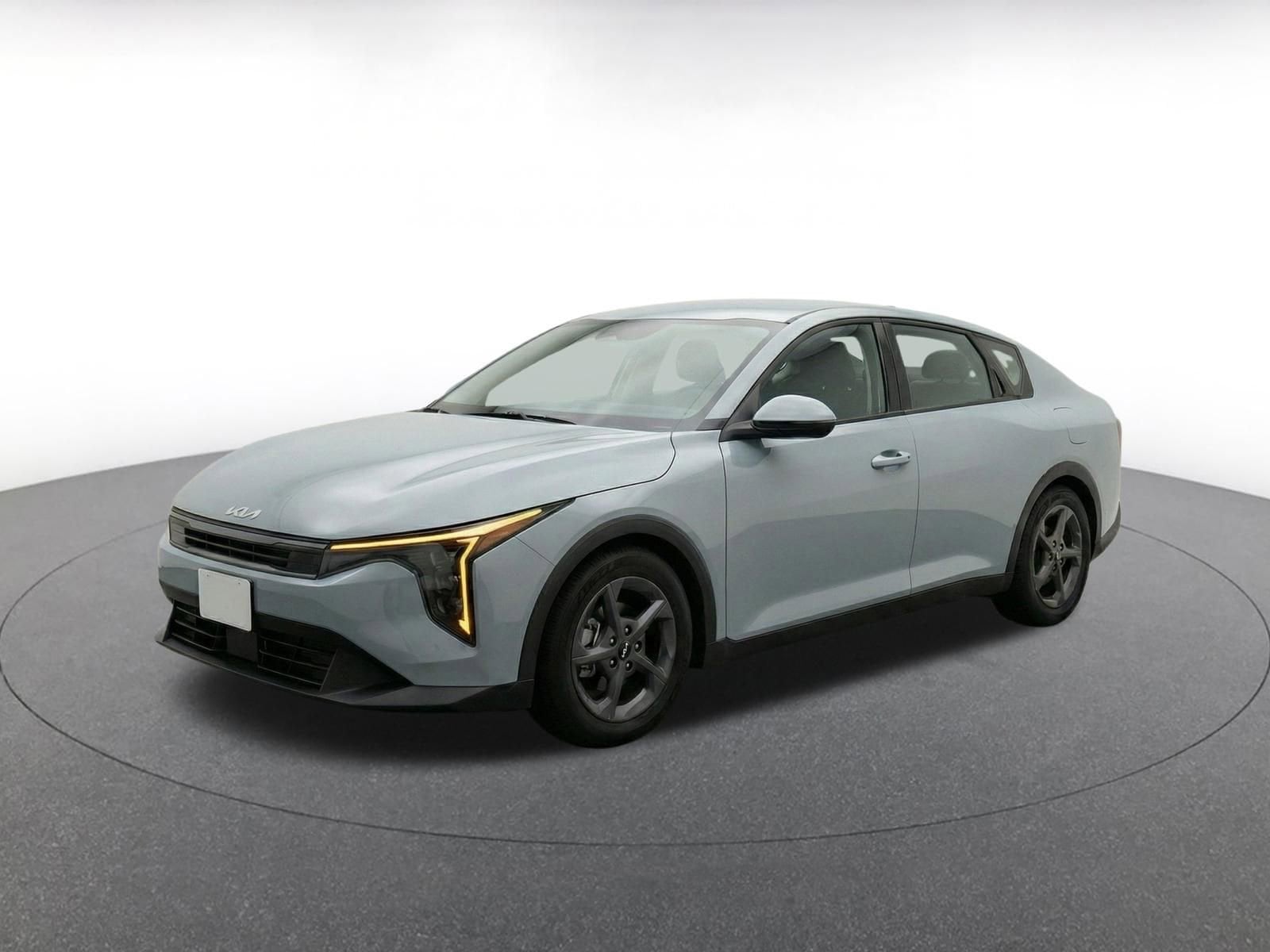 Thumbnail: 2025 Kia K4 - 3