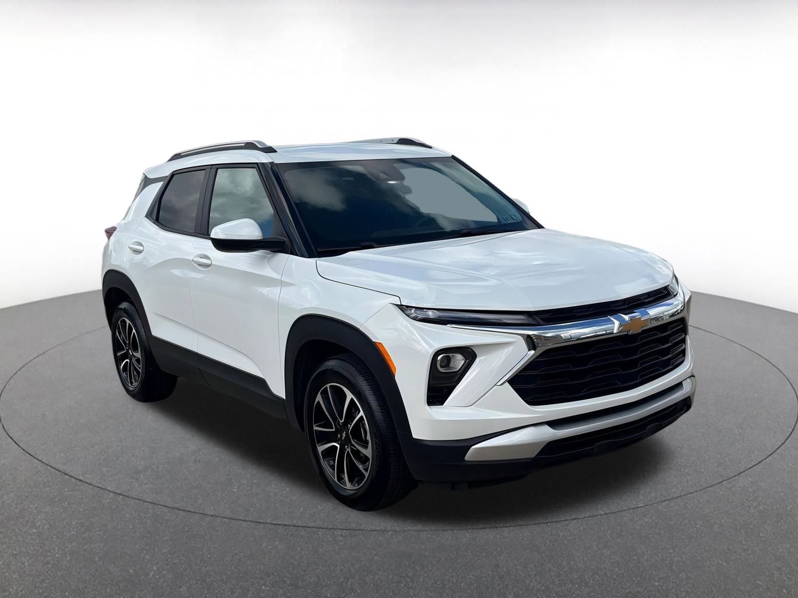 Thumbnail: 2025 Chevrolet TrailBlazer - 1