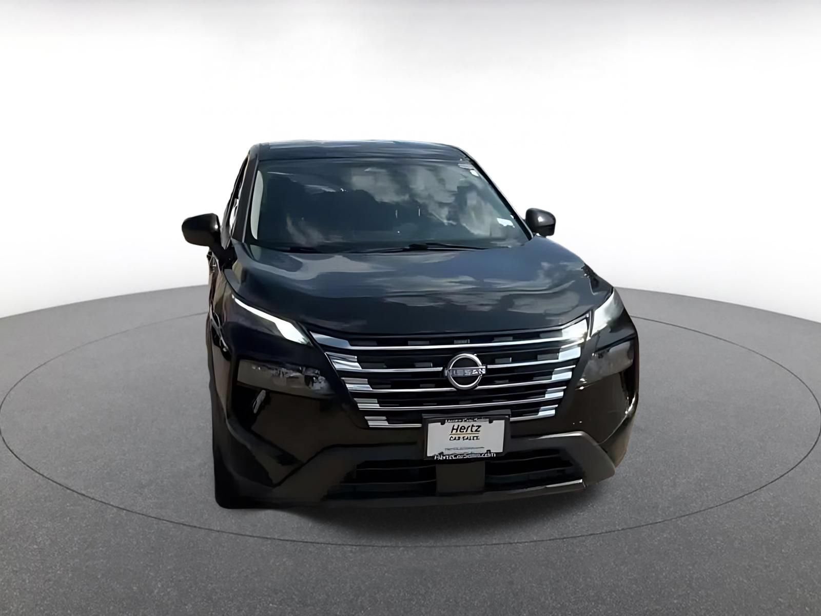Thumbnail: 2025 Nissan Rogue - 4