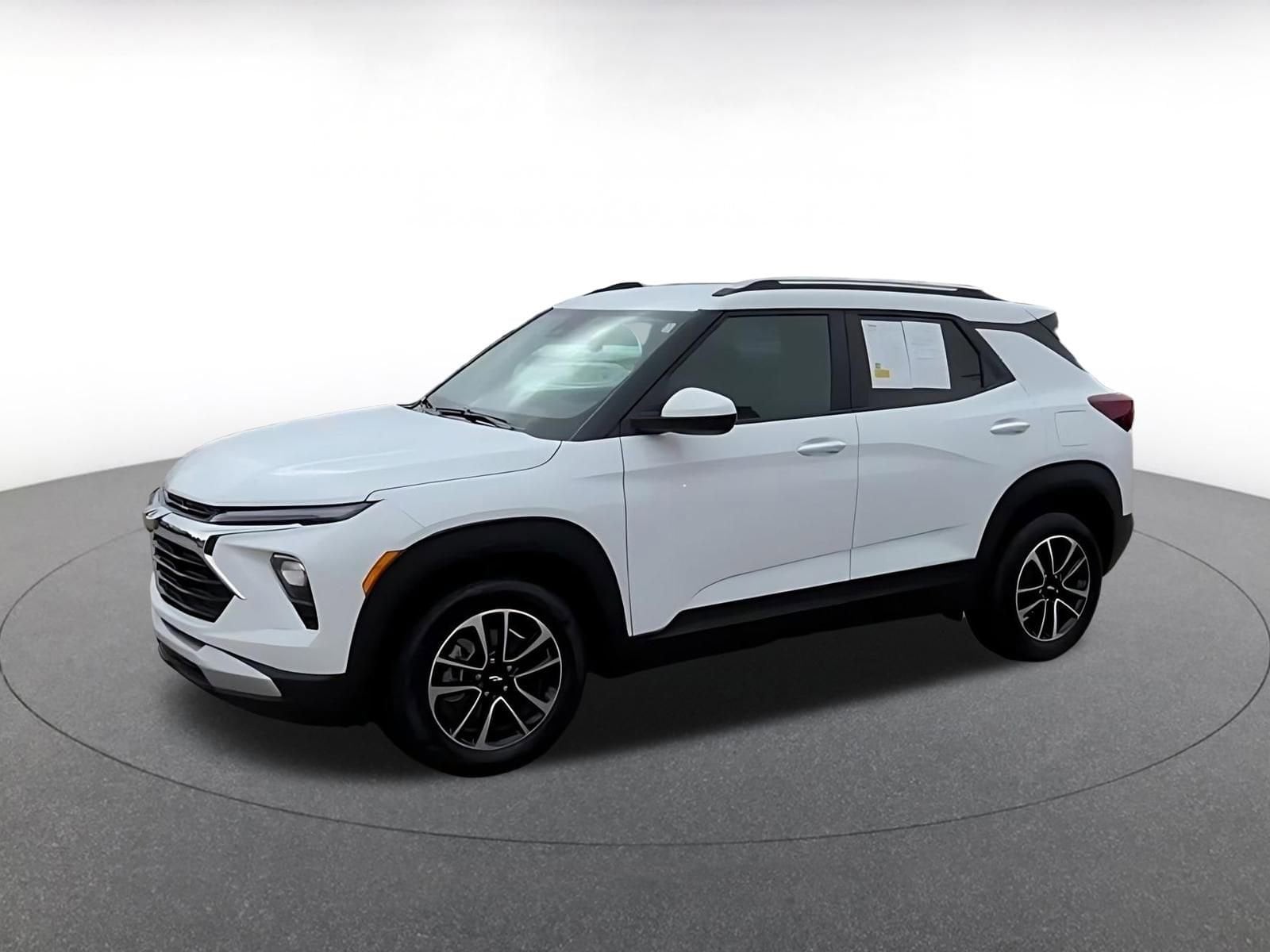 Thumbnail: 2025 Chevrolet TrailBlazer - 8