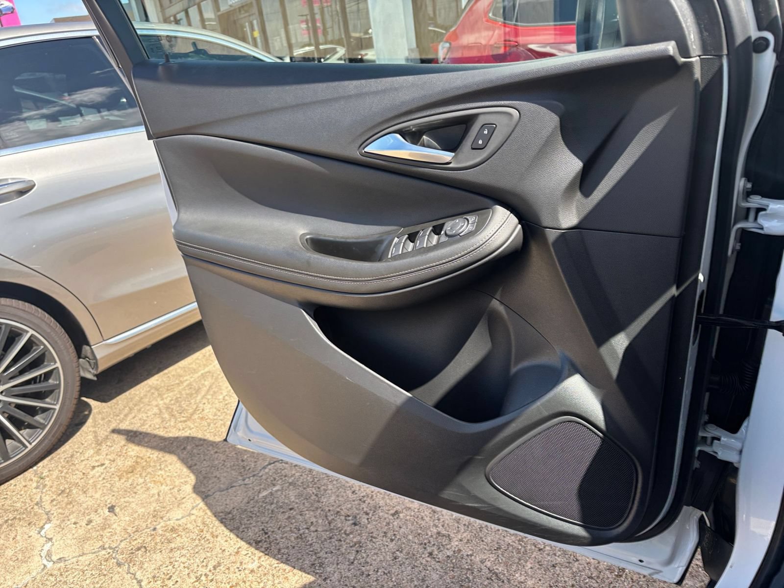 Thumbnail: 2025 Buick Encore GX - 18
